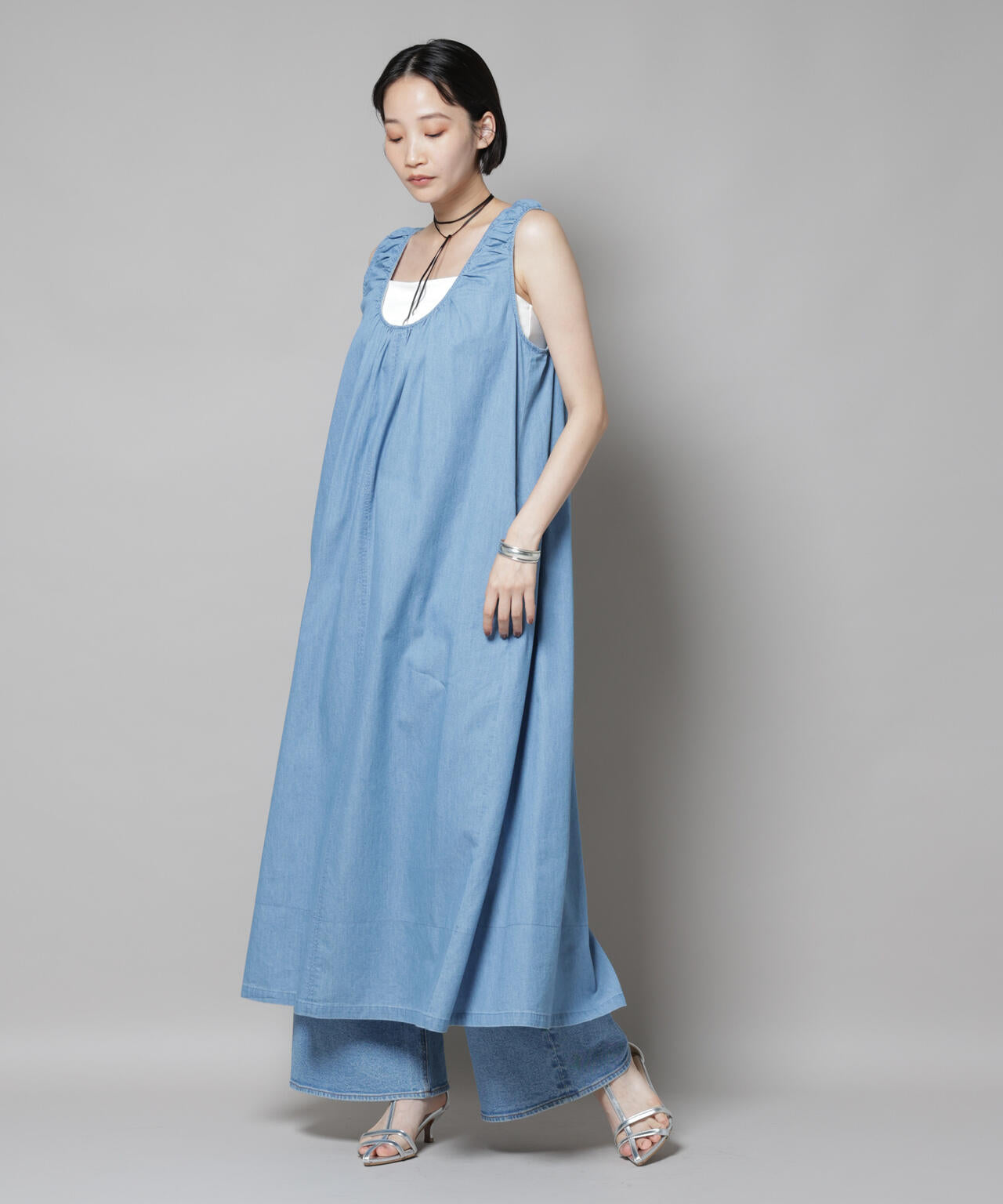 ギャザーデザインフレアデニムワンピース 6735219309