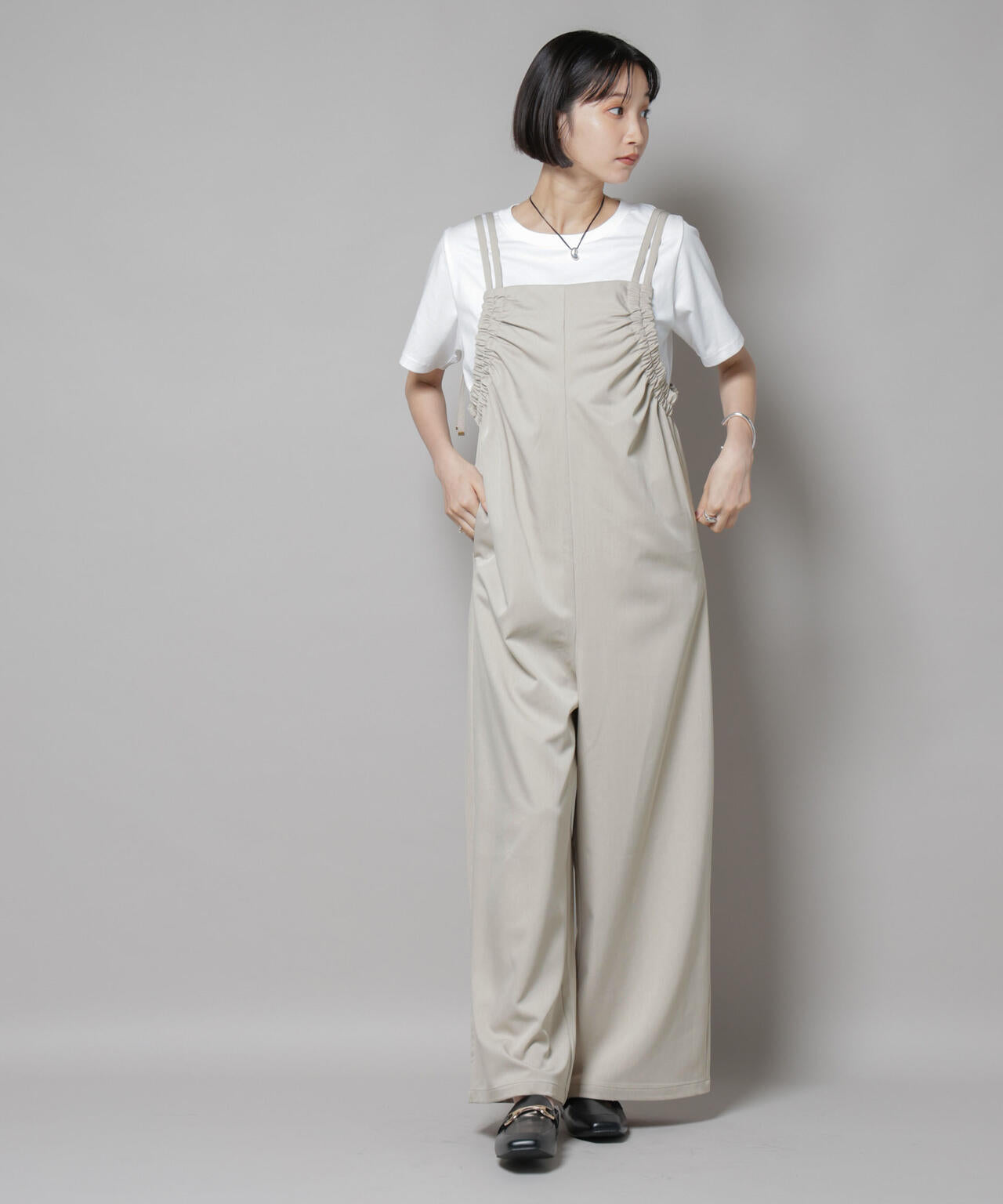 ギャザーデザインサロペットパンツ 6735219310