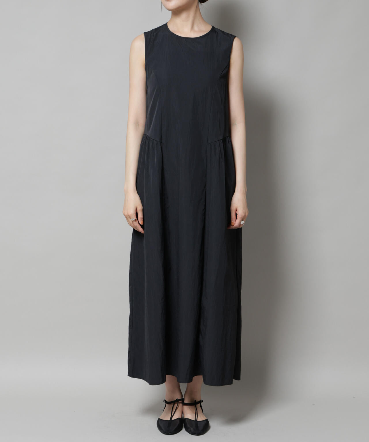 サイドギャザーナイロンワンピース 6735219311