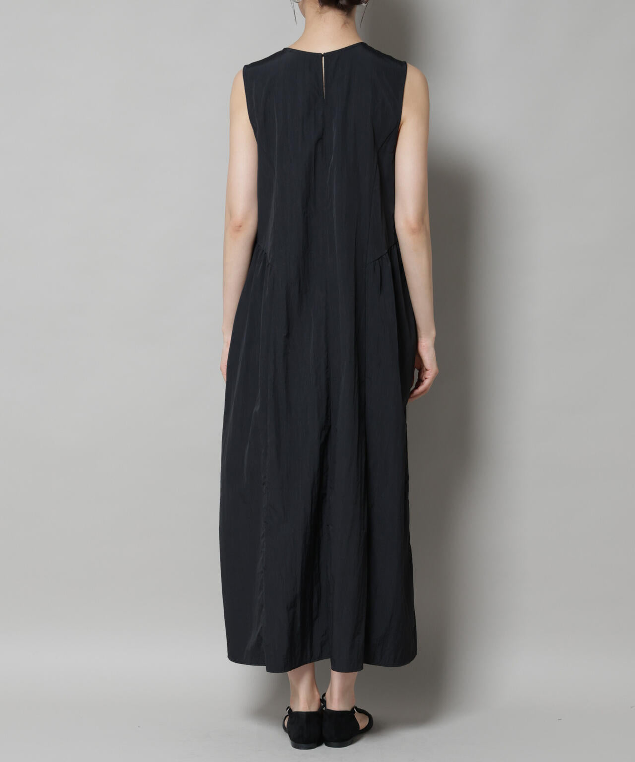サイドギャザーナイロンワンピース 6735219311