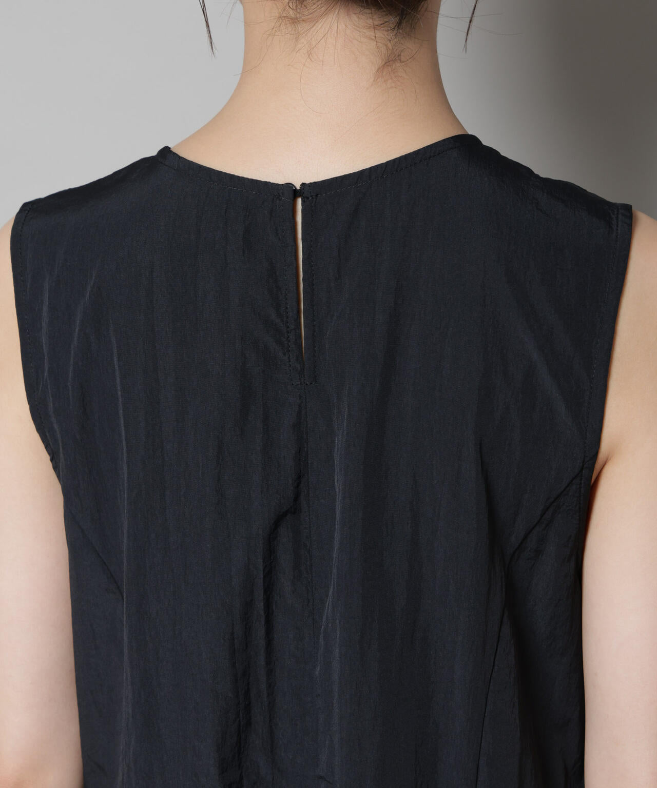 サイドギャザーナイロンワンピース 6735219311