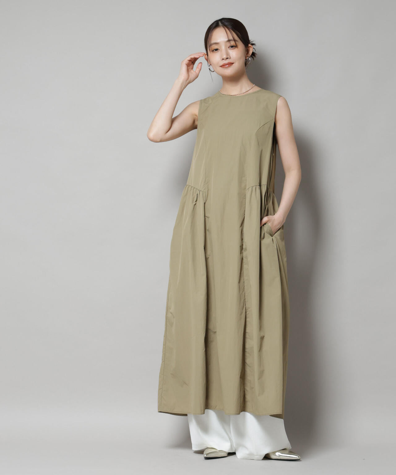 サイドギャザーナイロンワンピース 6735219311