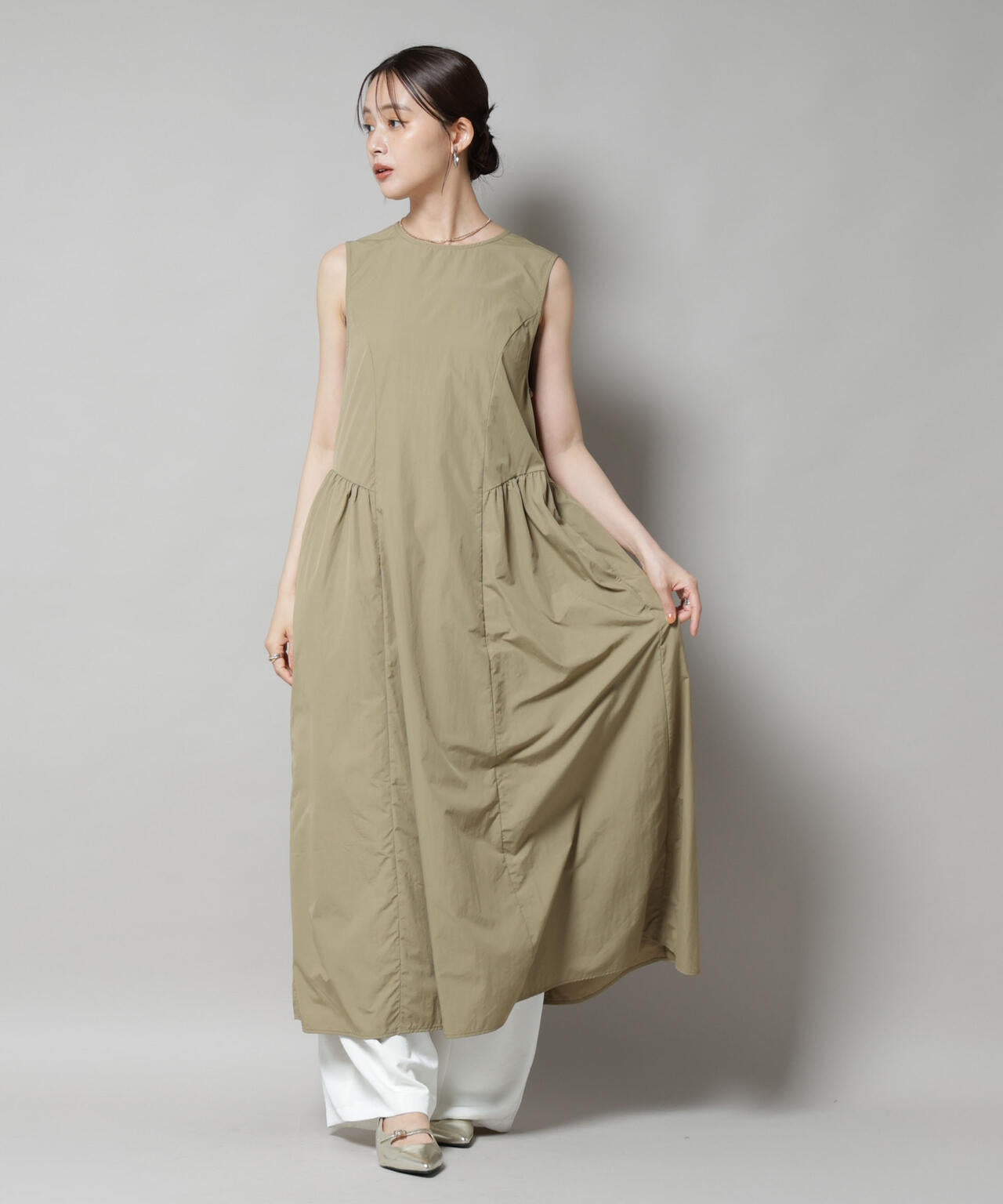 サイドギャザーナイロンワンピース 6735219311
