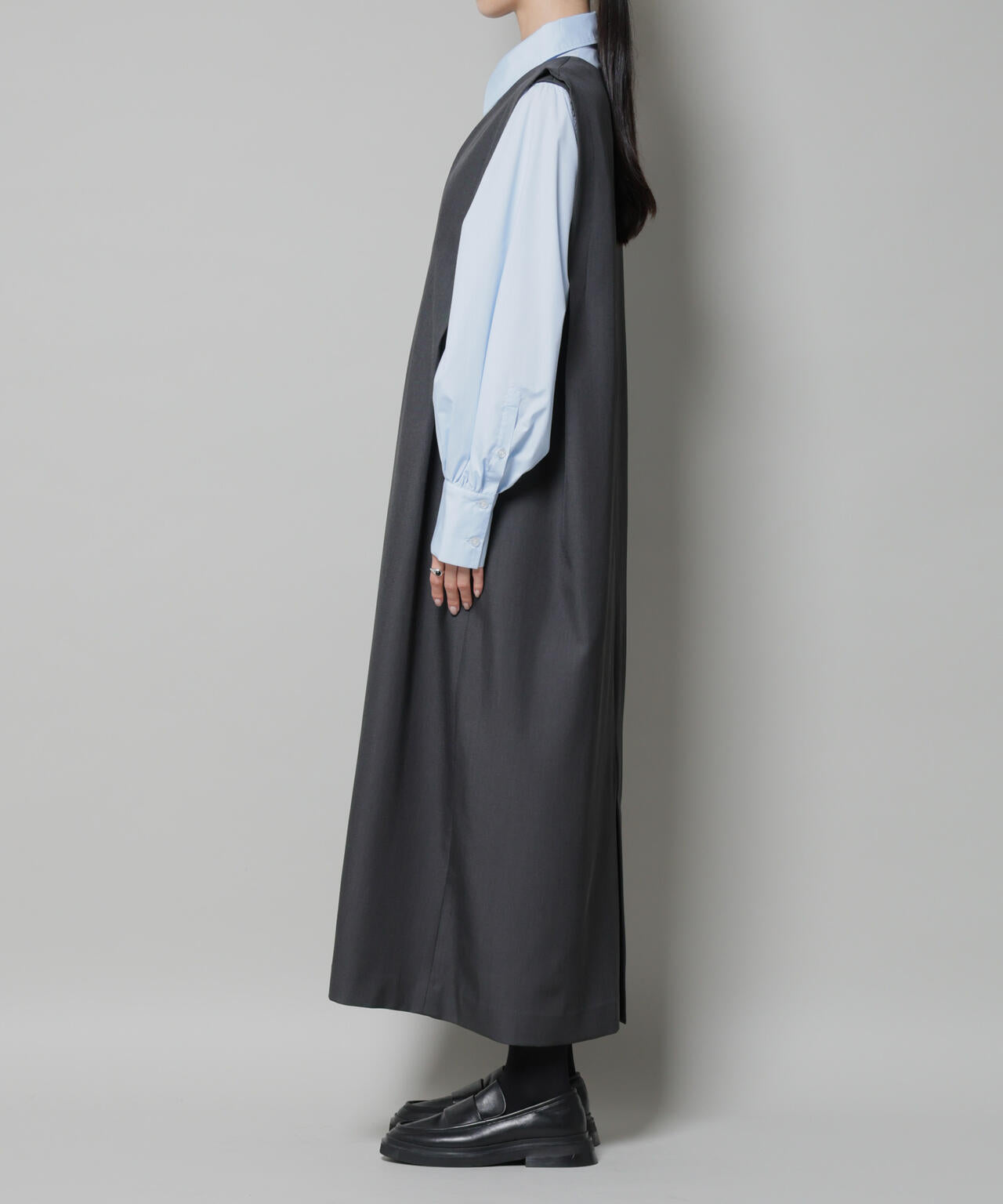 ショルダータックVネックワンピース 6735219323