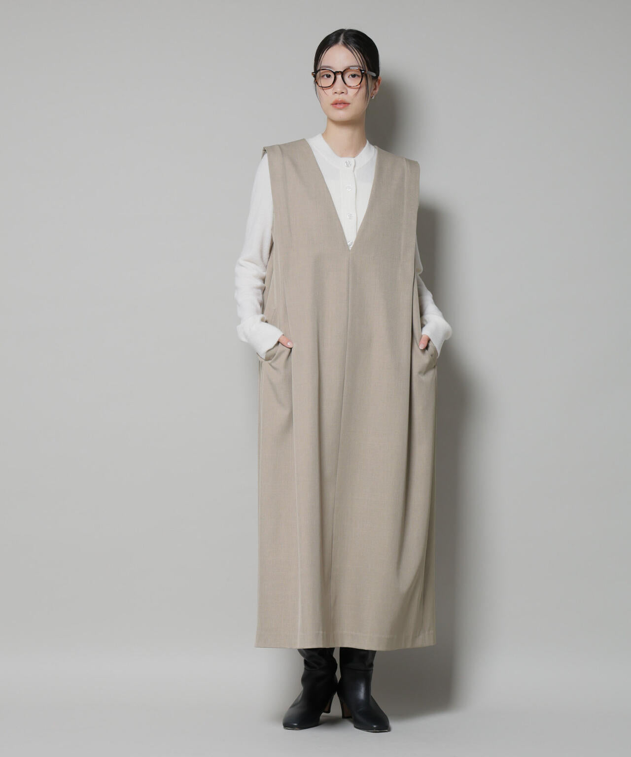 ショルダータックVネックワンピース 6735219323