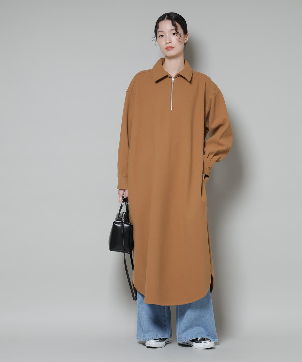 【極美品】LANVIN SPORT ラインストーンロゴ ハーフジップワンピース 極美品】LANVIN SPORT ラインストーンロゴ ハーフジップワンピース