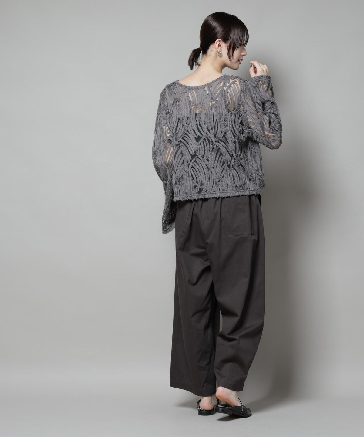 テープ刺繍チュール前後2wayカーディガン(セットアップ可) 6735220301