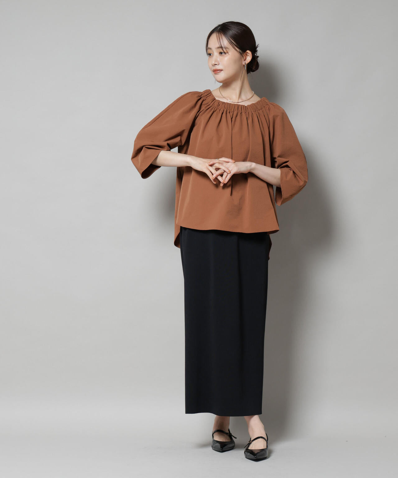 ボリュームギャザータックスリーブブラウス 6735220302