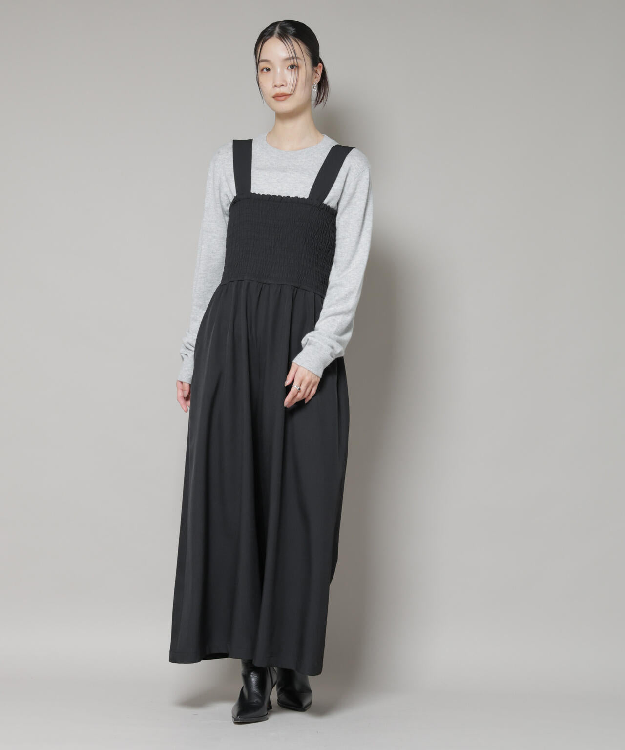 クルーネックカシミヤ混ニットプルオーバー 6735222341