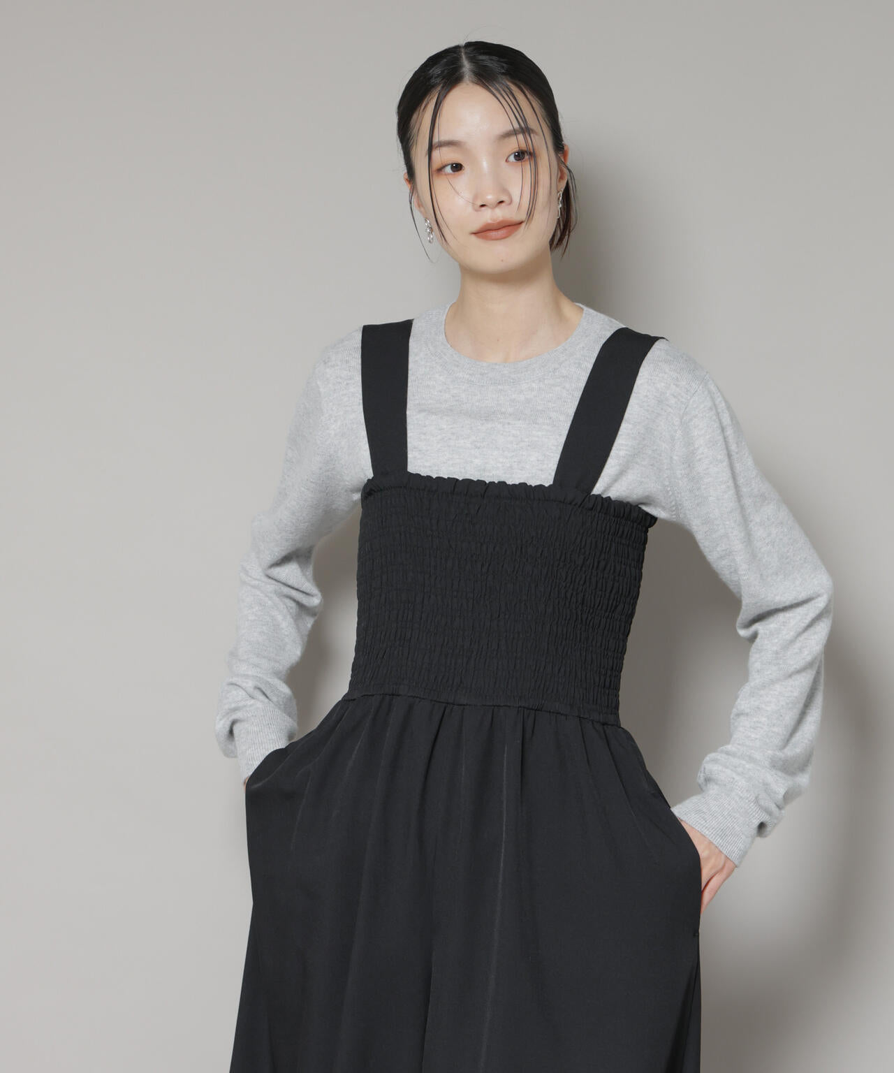 クルーネックカシミヤ混ニットプルオーバー 6735222341