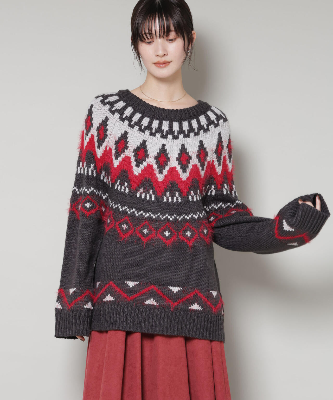 シャギーミックス求心柄ニットトップス 6735222350