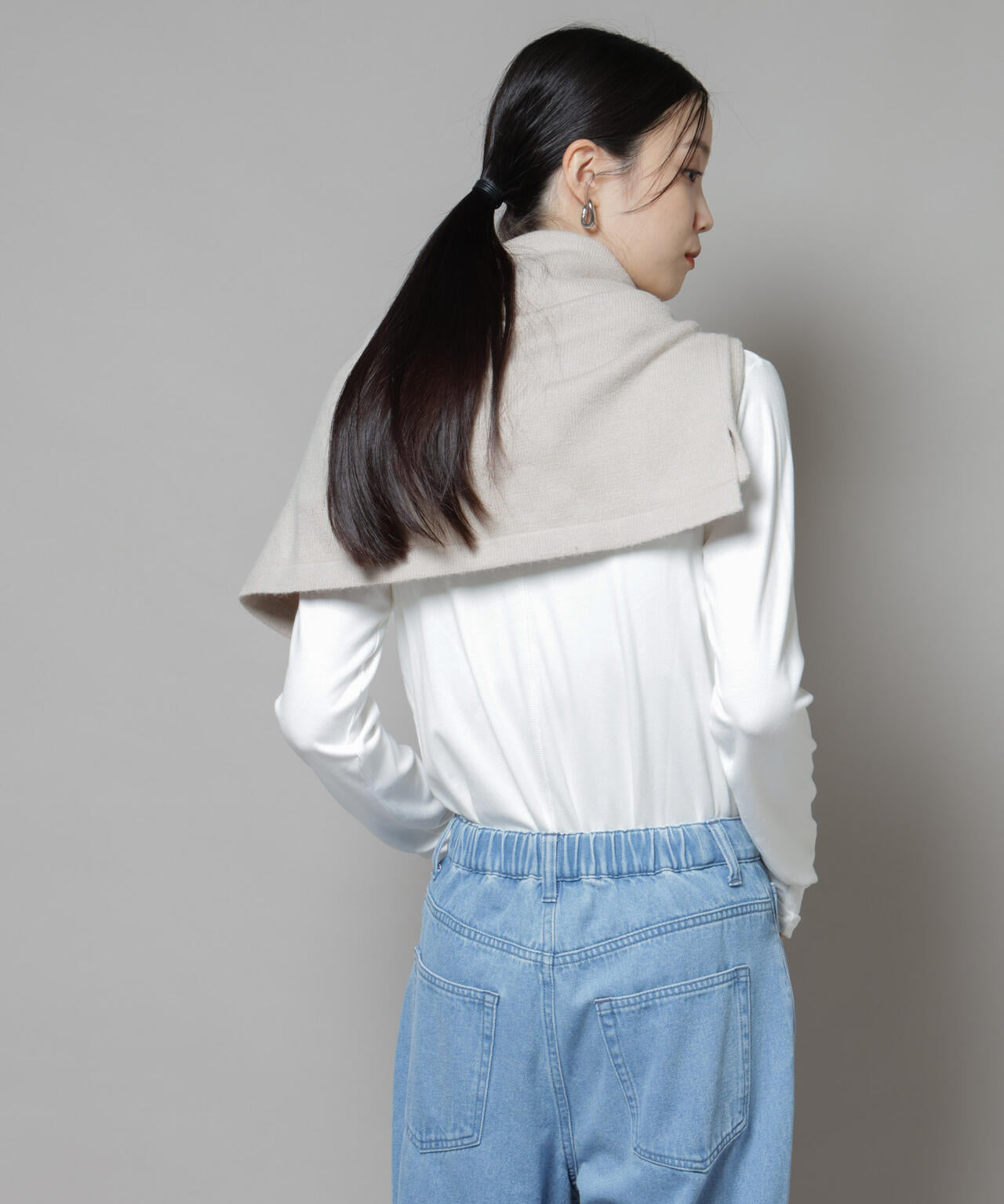 吸湿発熱クルーネックロングスリーブTシャツ 6735223312