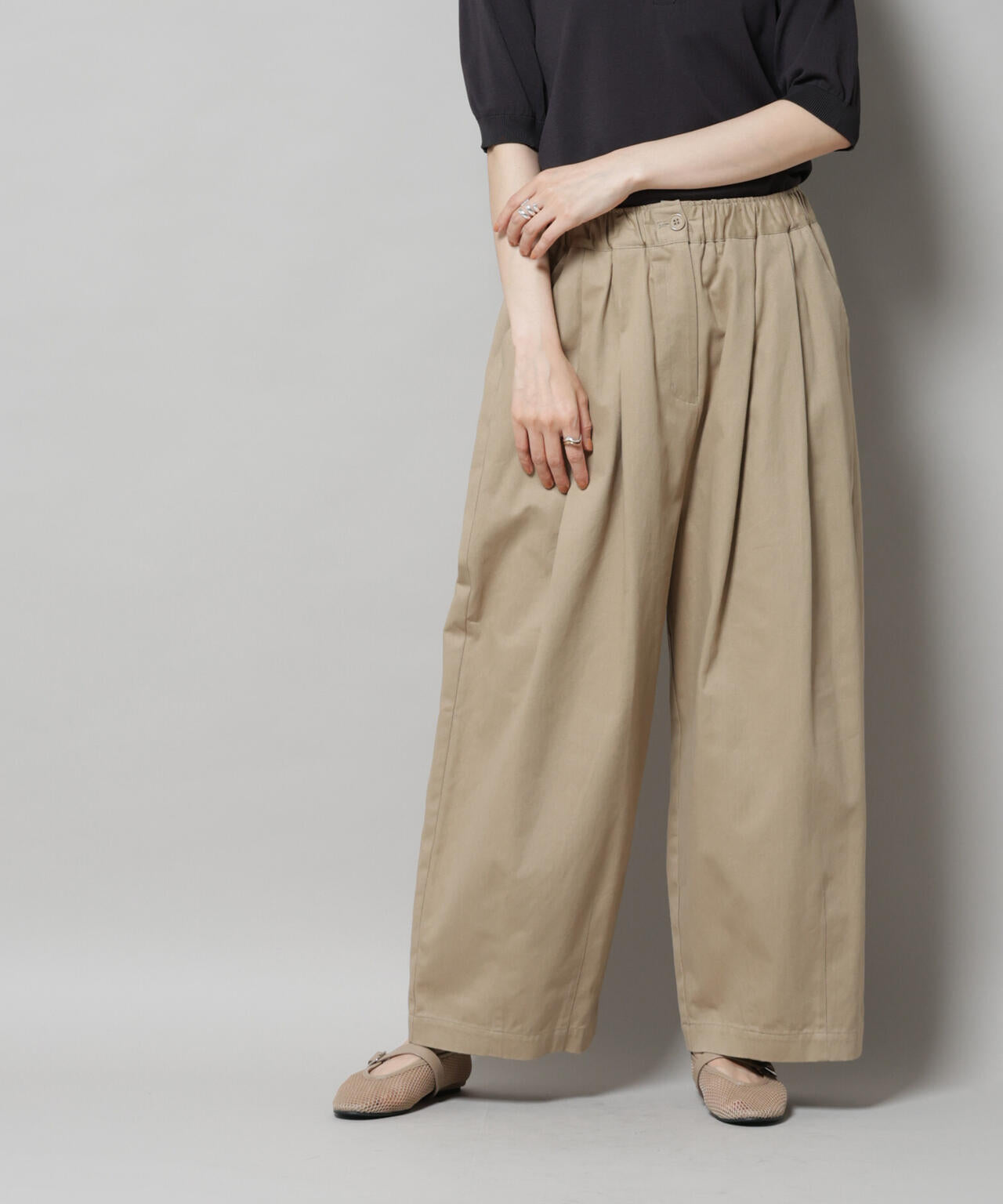 タックコクーンチノパンツ 6735227304