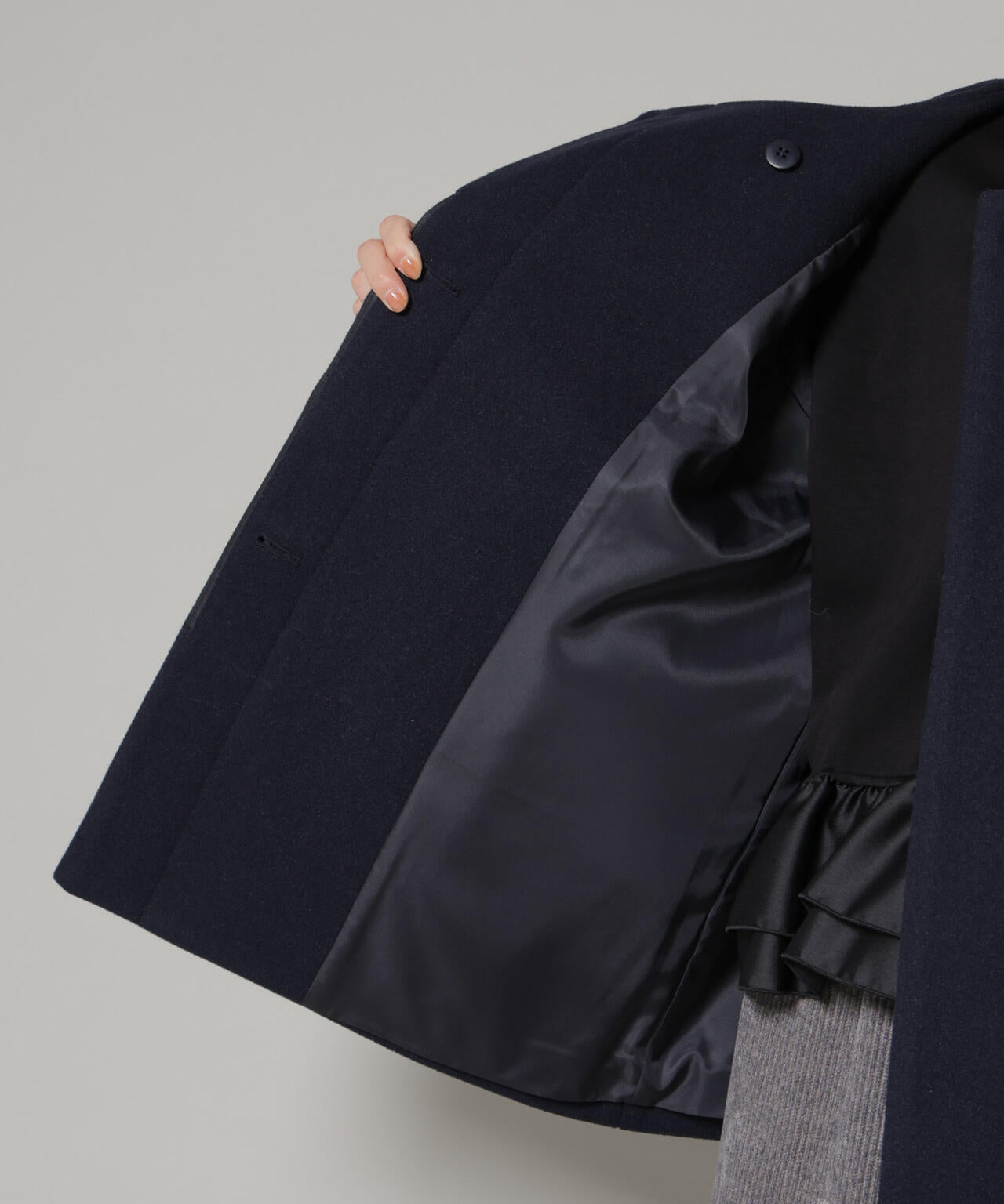 ノーカラーミドルコート 6736111302