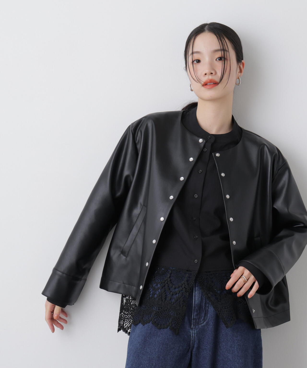 フェイクレザー パールドット ノーカラージャケット