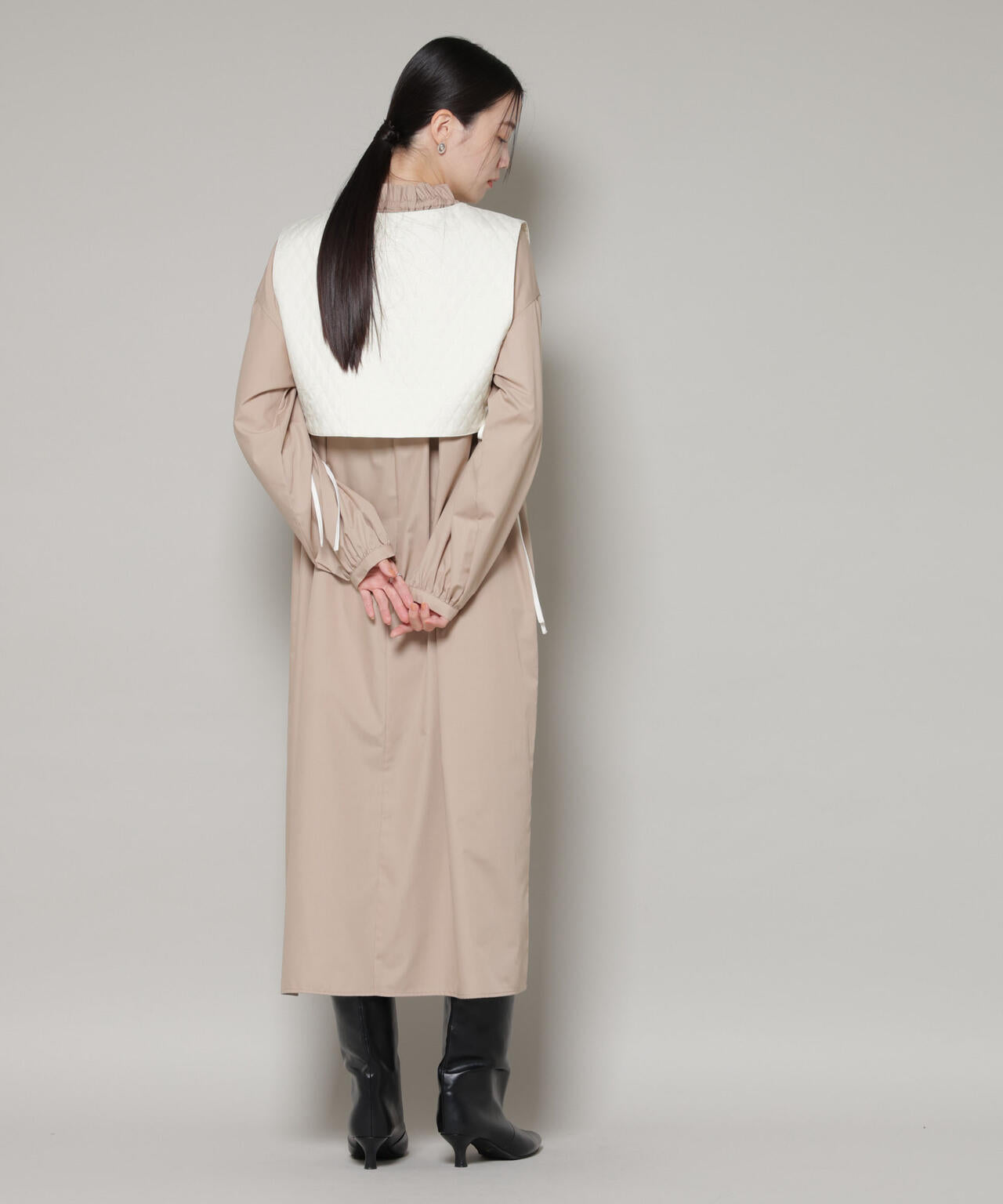 キルティングベスト×ギャザーワンピース アンサンブルセット 6736119303