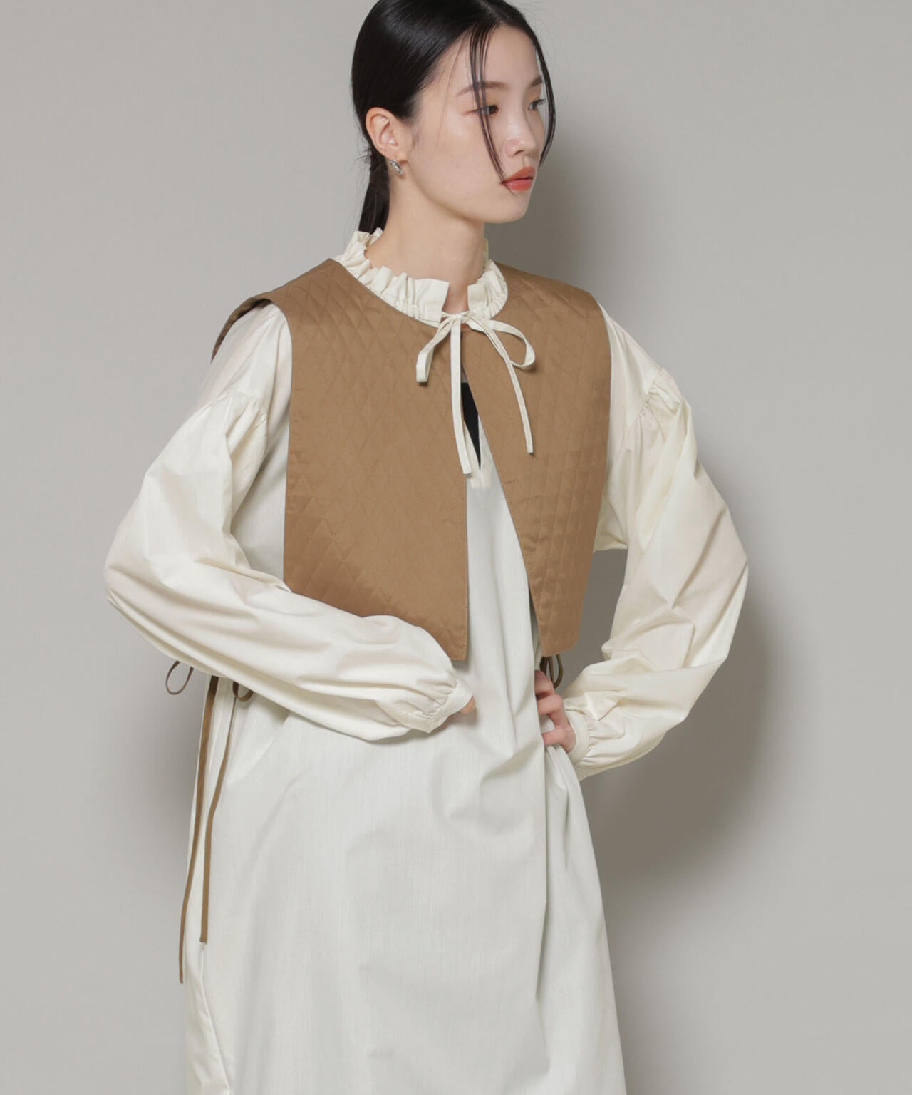 キルティングベスト×ギャザーワンピース アンサンブルセット 6736119303