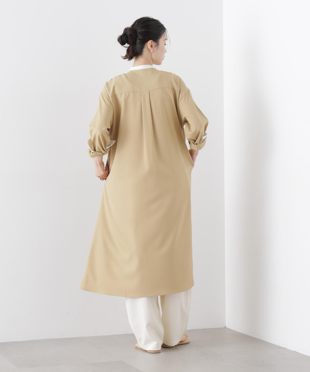 バイカラーフレアスタンドカラーワンピース 6736119314