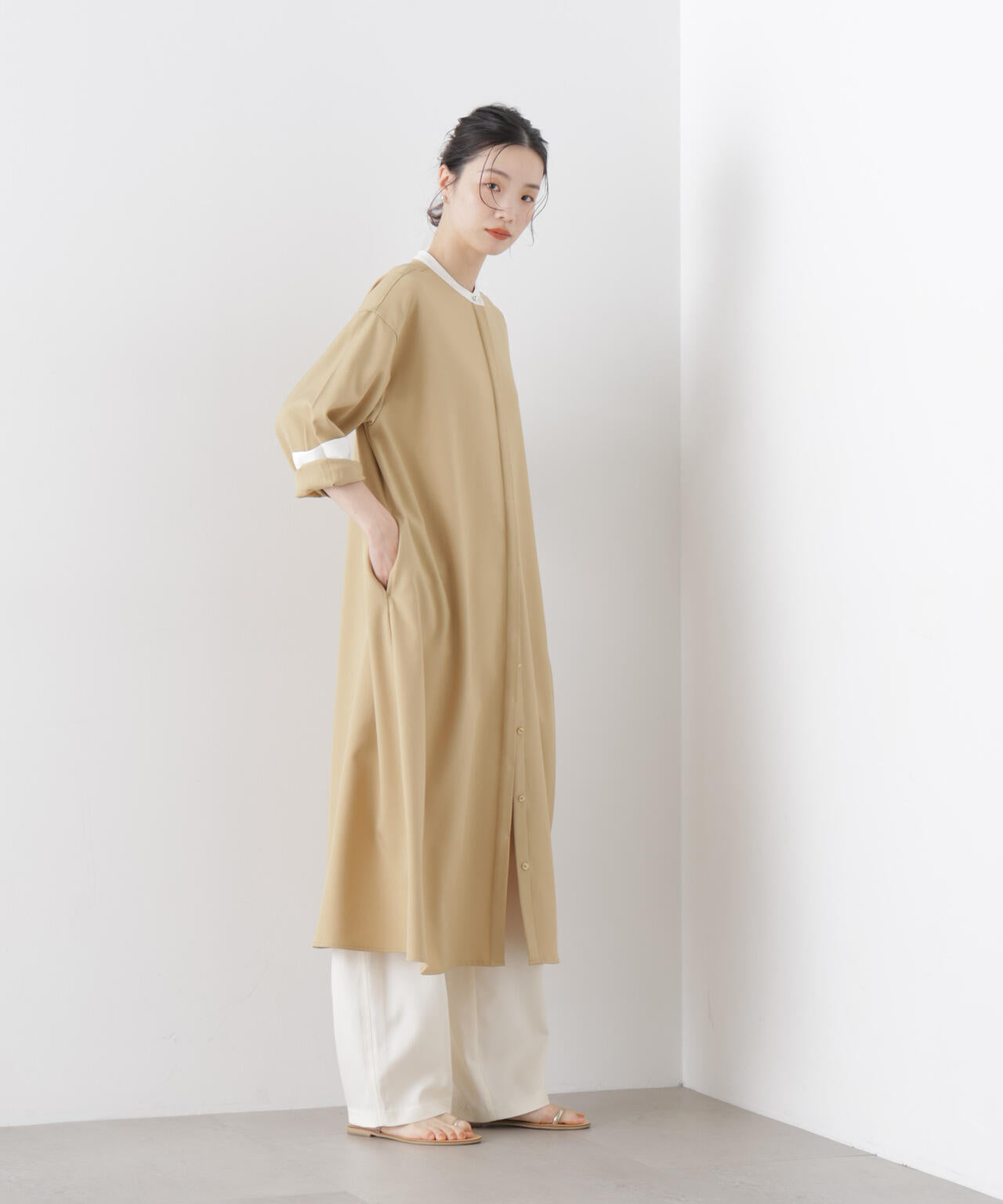 バイカラーフレアスタンドカラーワンピース 6736119314