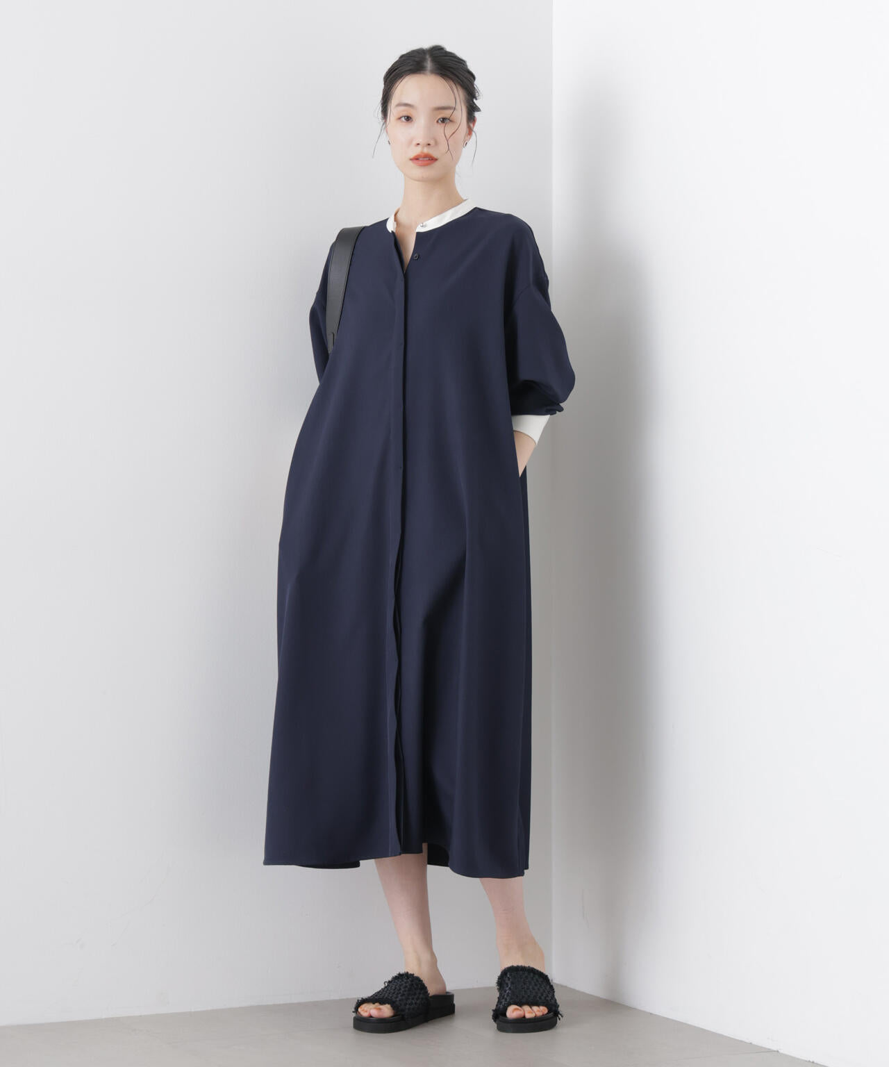 バイカラーフレアスタンドカラーワンピース 6736119314