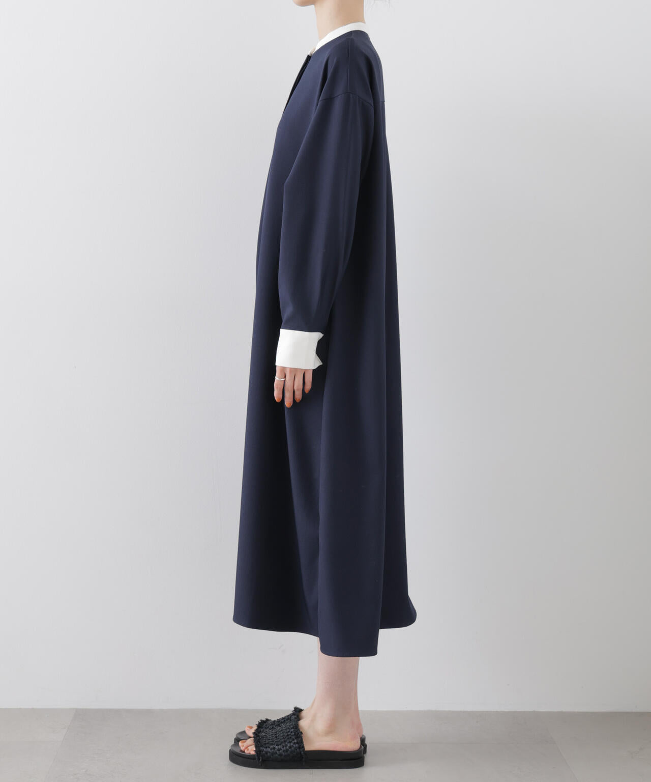 バイカラーフレアスタンドカラーワンピース 6736119314