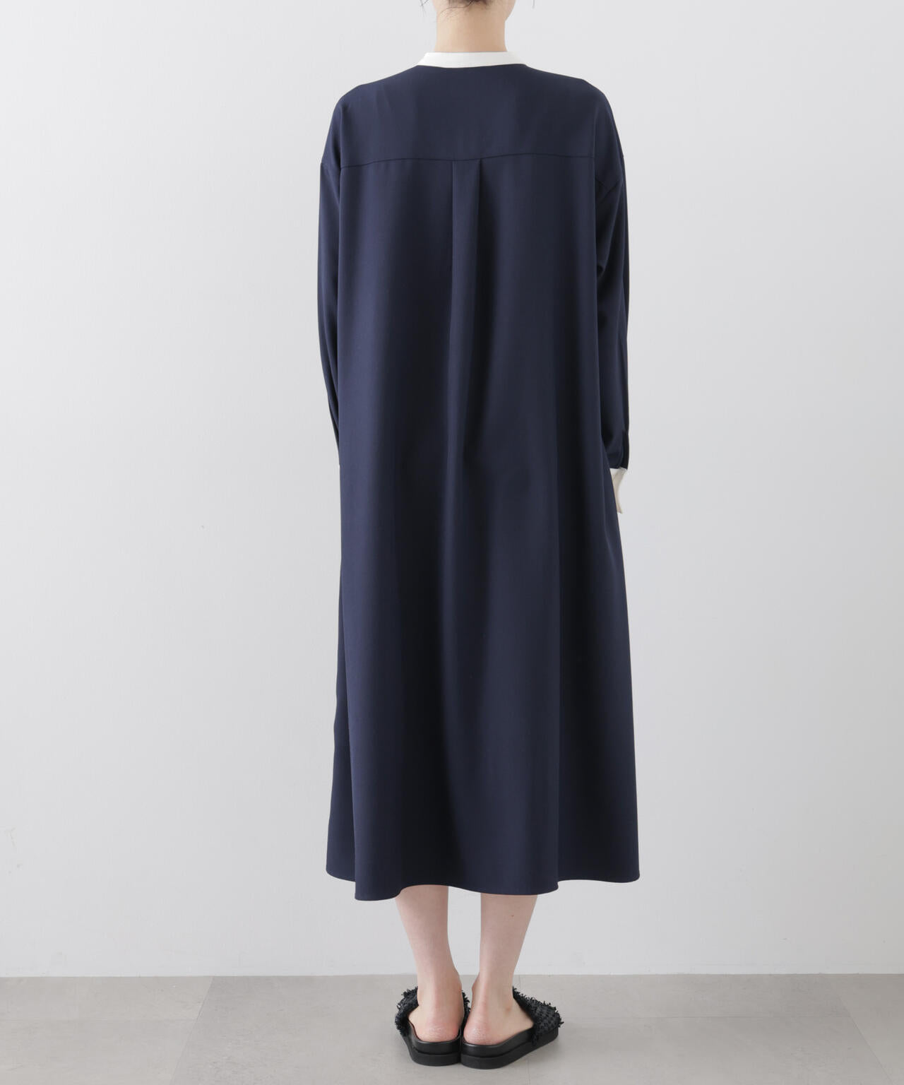 バイカラーフレアスタンドカラーワンピース 6736119314