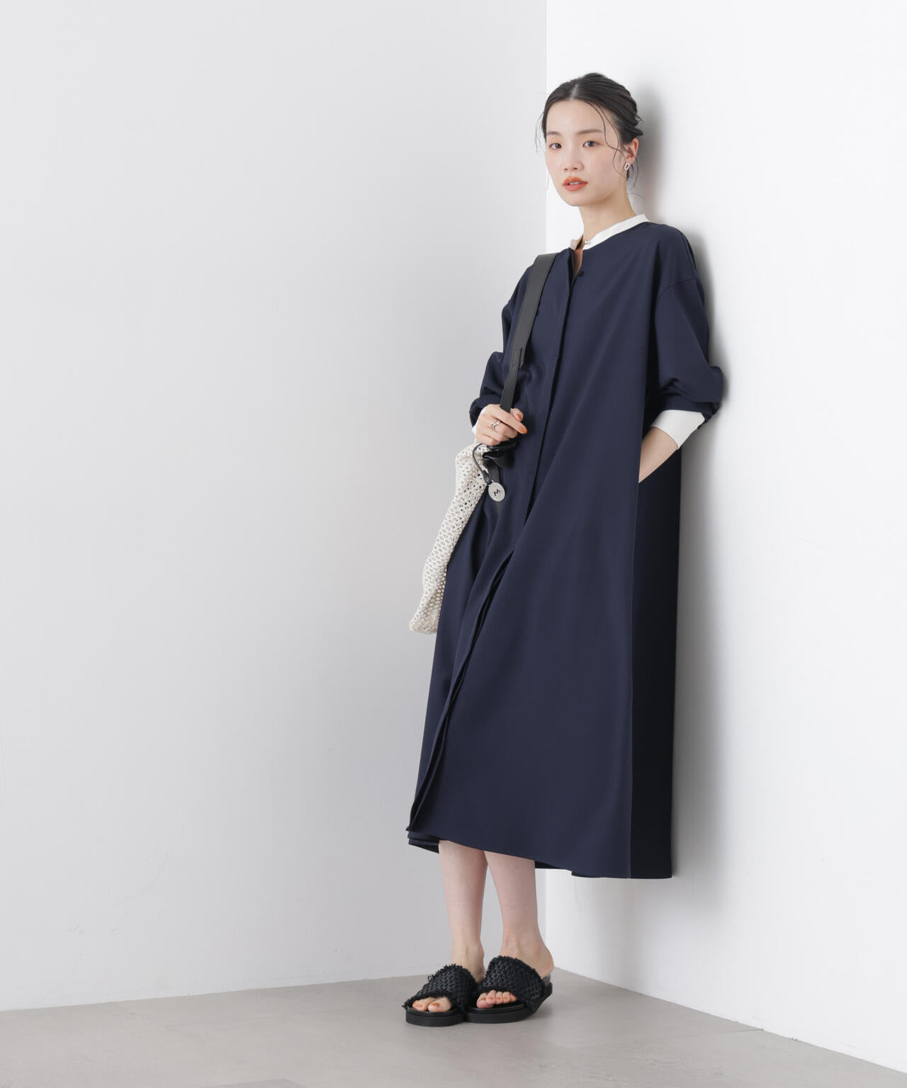 バイカラーフレアスタンドカラーワンピース 6736119314