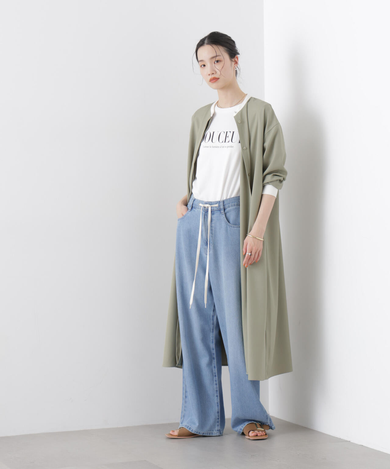 バイカラーフレアスタンドカラーワンピース 6736119314