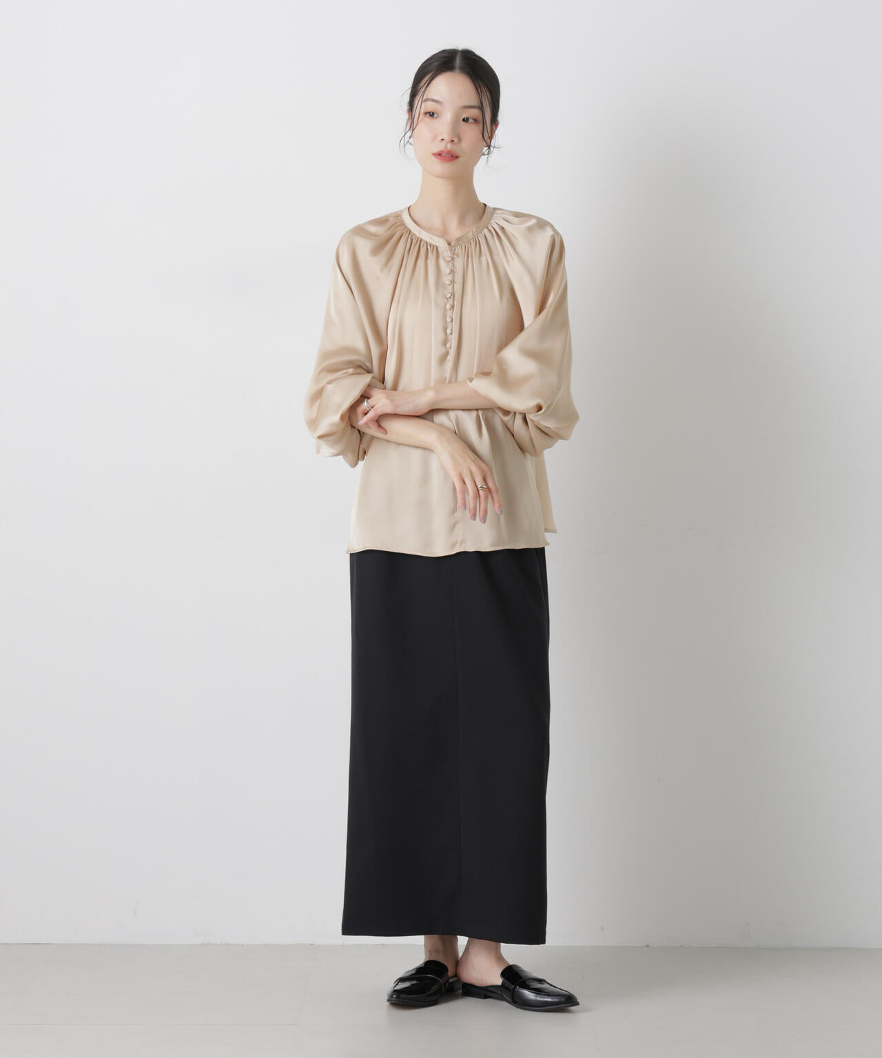 前後2wayサテンボリュームスリーブブラウス 6736120305
