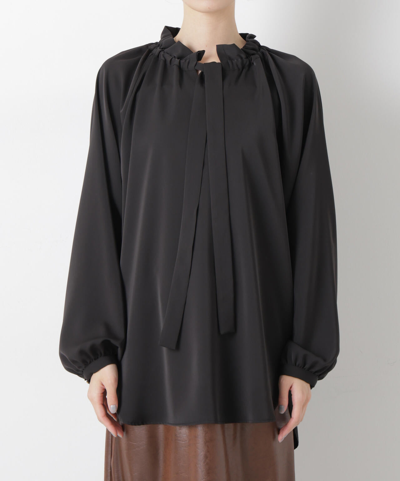 フリルカラーボータイブラウス 6736120306