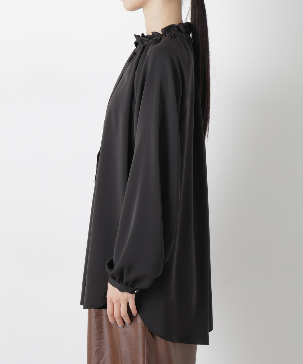 フリルカラーボータイブラウス 6736120306