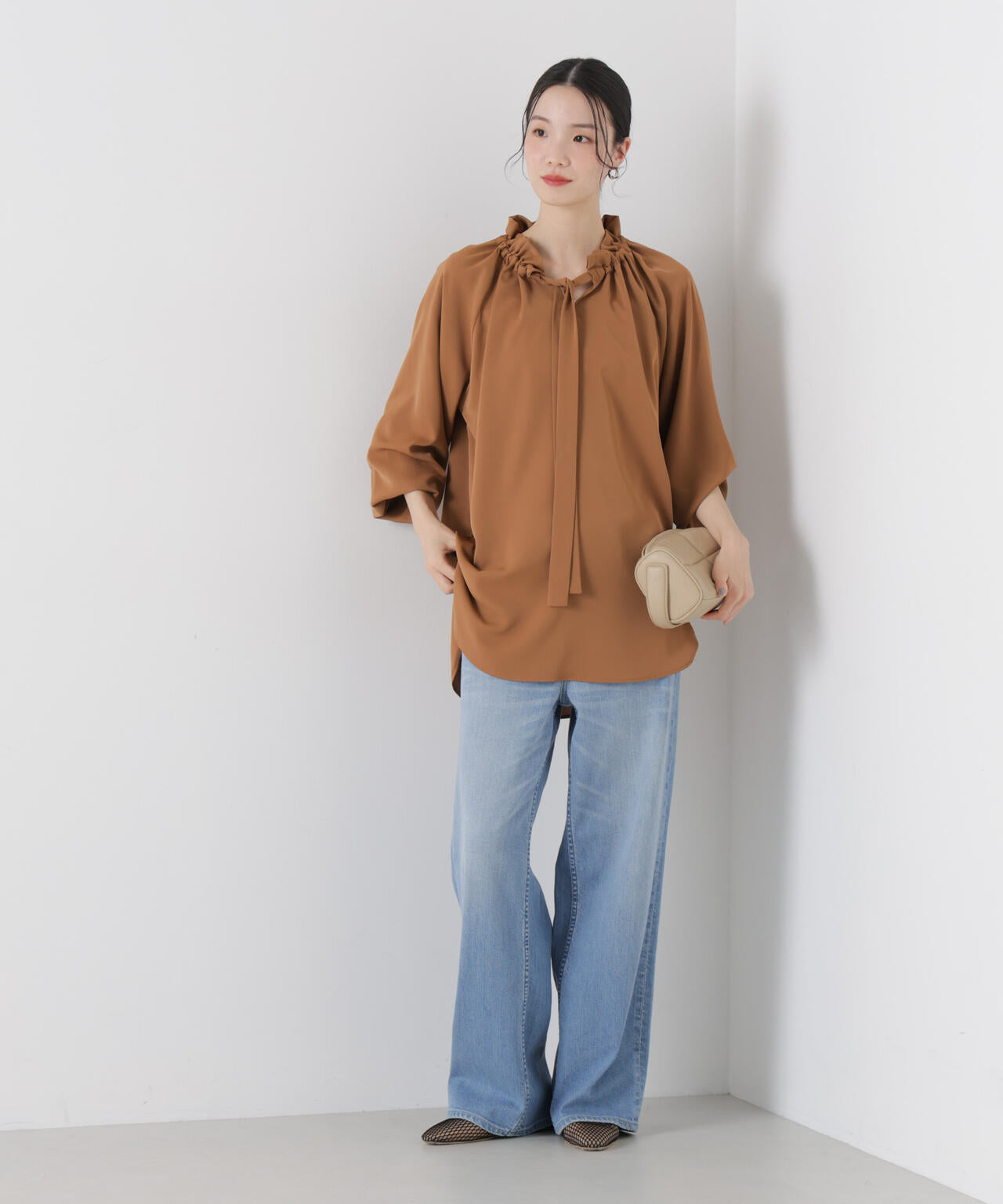 フリルカラーボータイブラウス 6736120306