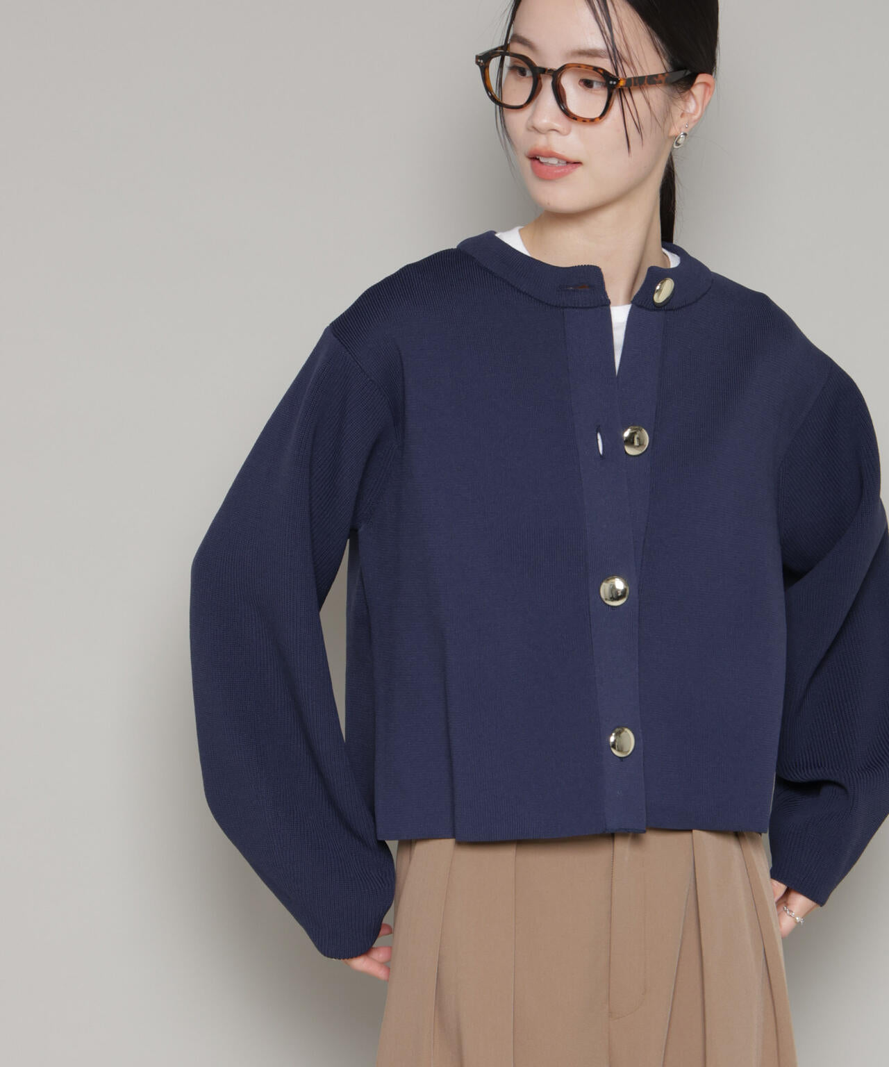 ビッグボタンクルーネックニットカーディガン 6736122302