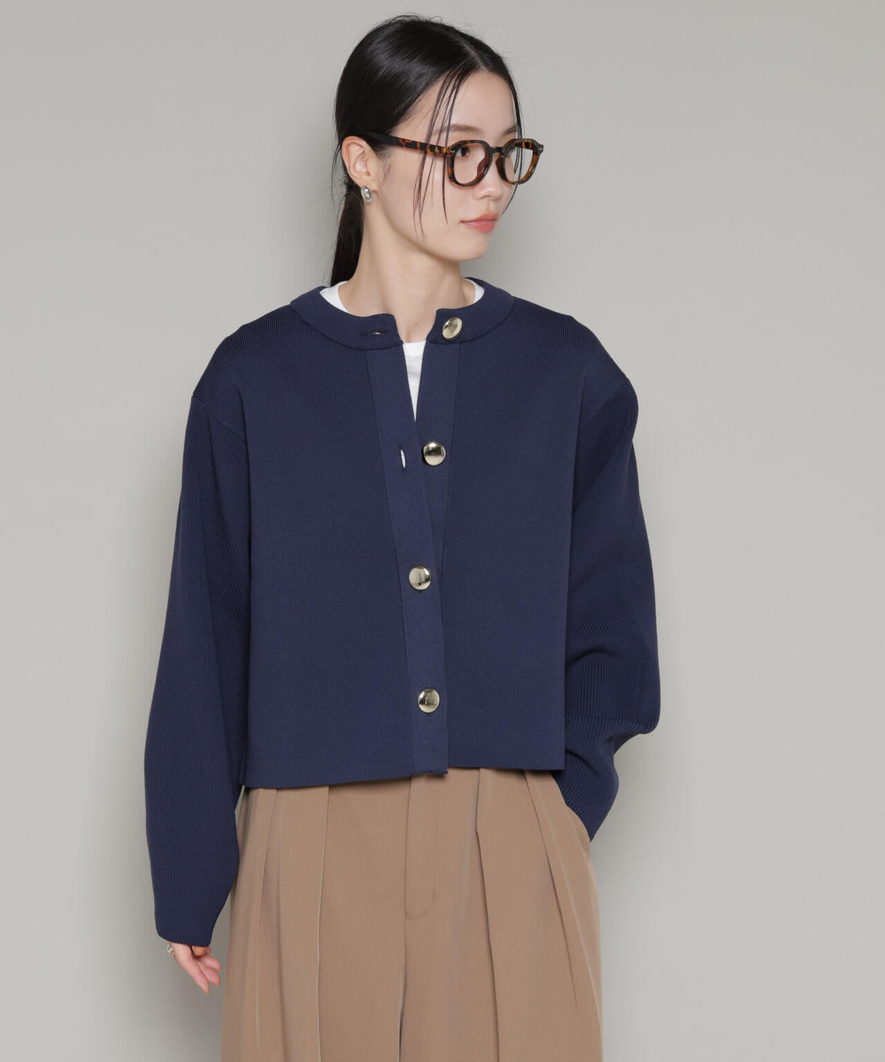 ビッグボタンクルーネックニットカーディガン 6736122302