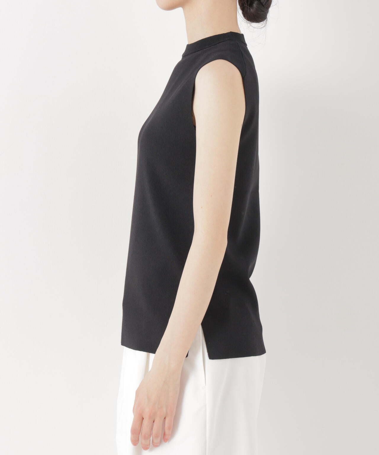 洗濯機洗い可UVカット接触冷感ノースリーブニット 6736122315