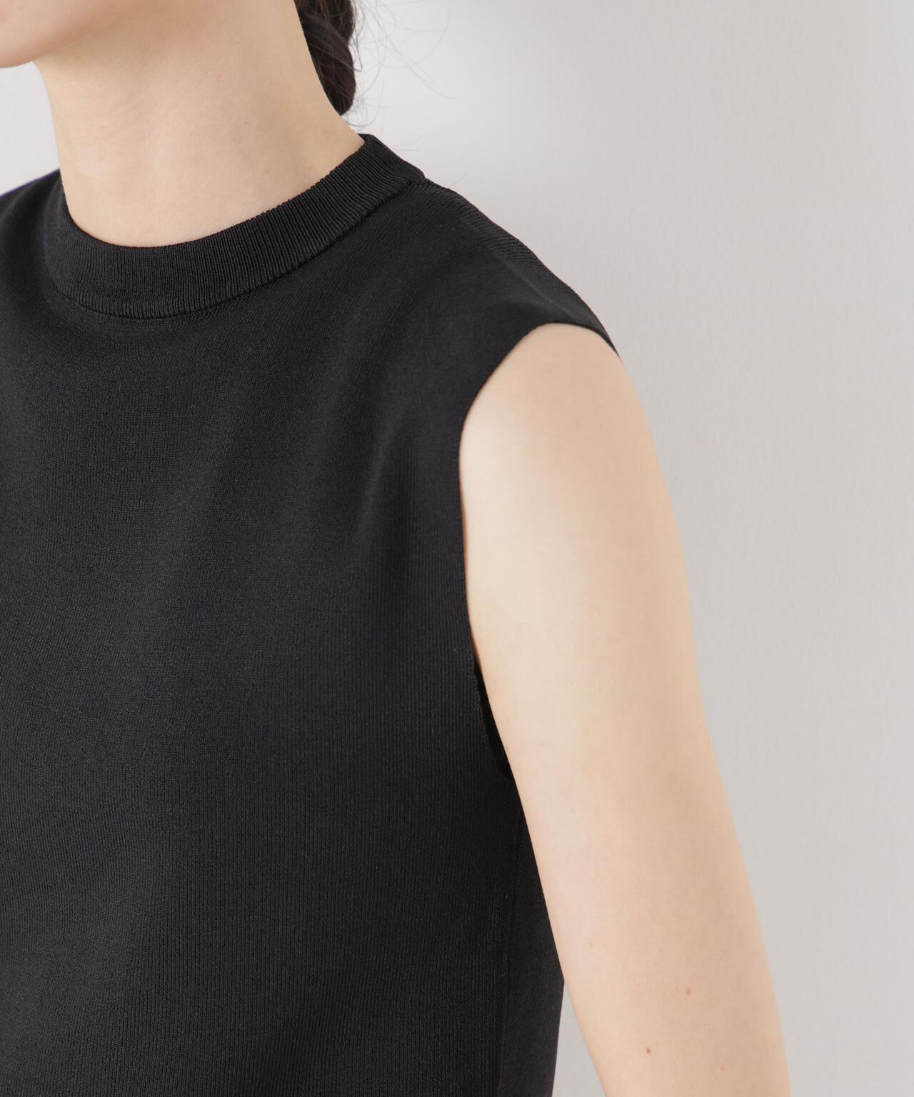 洗濯機洗い可UVカット接触冷感ノースリーブニット 6736122315