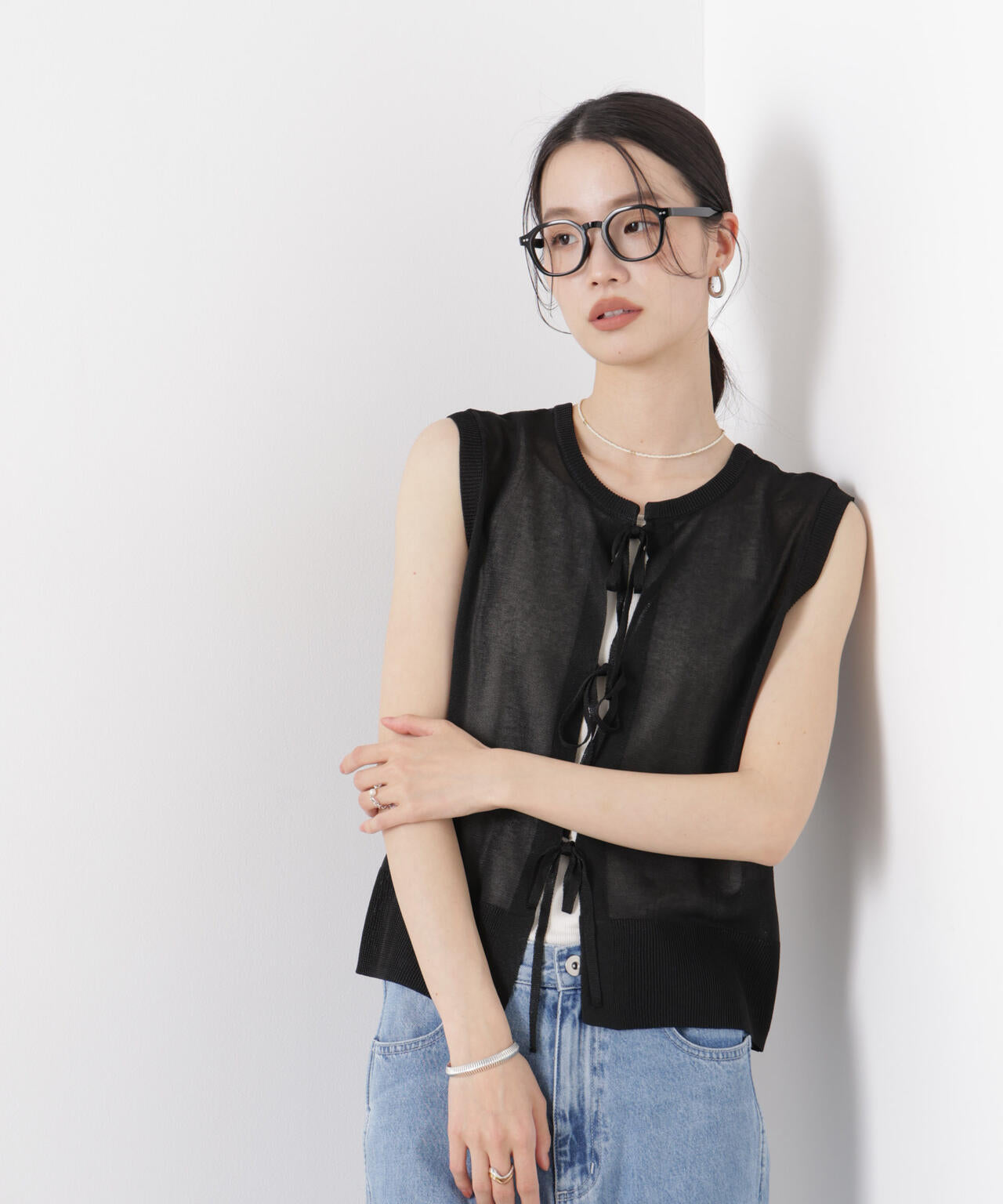 美品✨フォクシー ノースリーブサマーニット 前後2way リボン ボウタイ 42 美品フォクシー ノースリーブサマーニット 前後2way リボン ボウタイ
