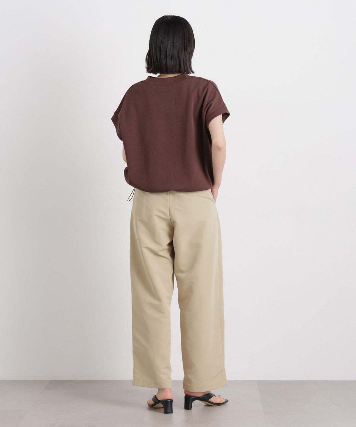平織りツータックワイドパンツ 6736127316