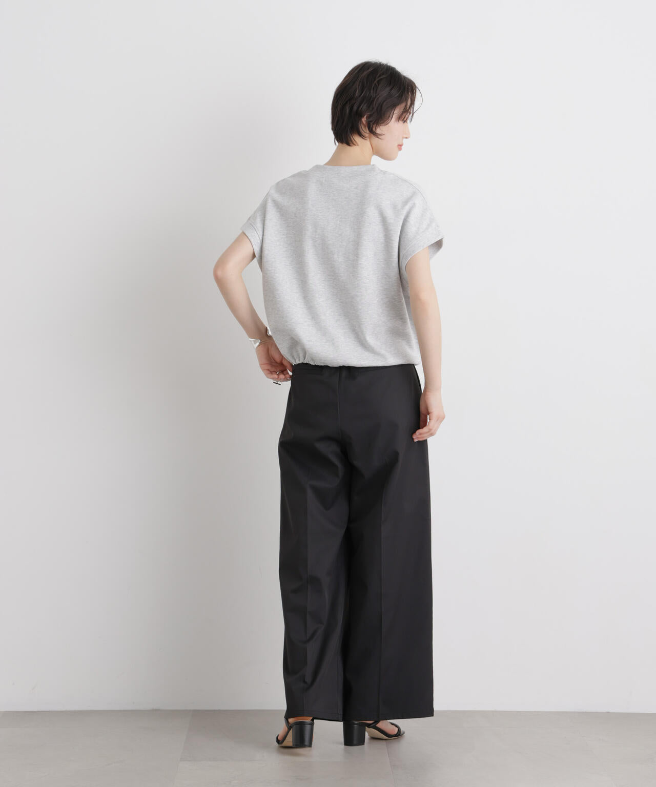 エバークリース加工タックワイドセンタープレスパンツ 6736127324