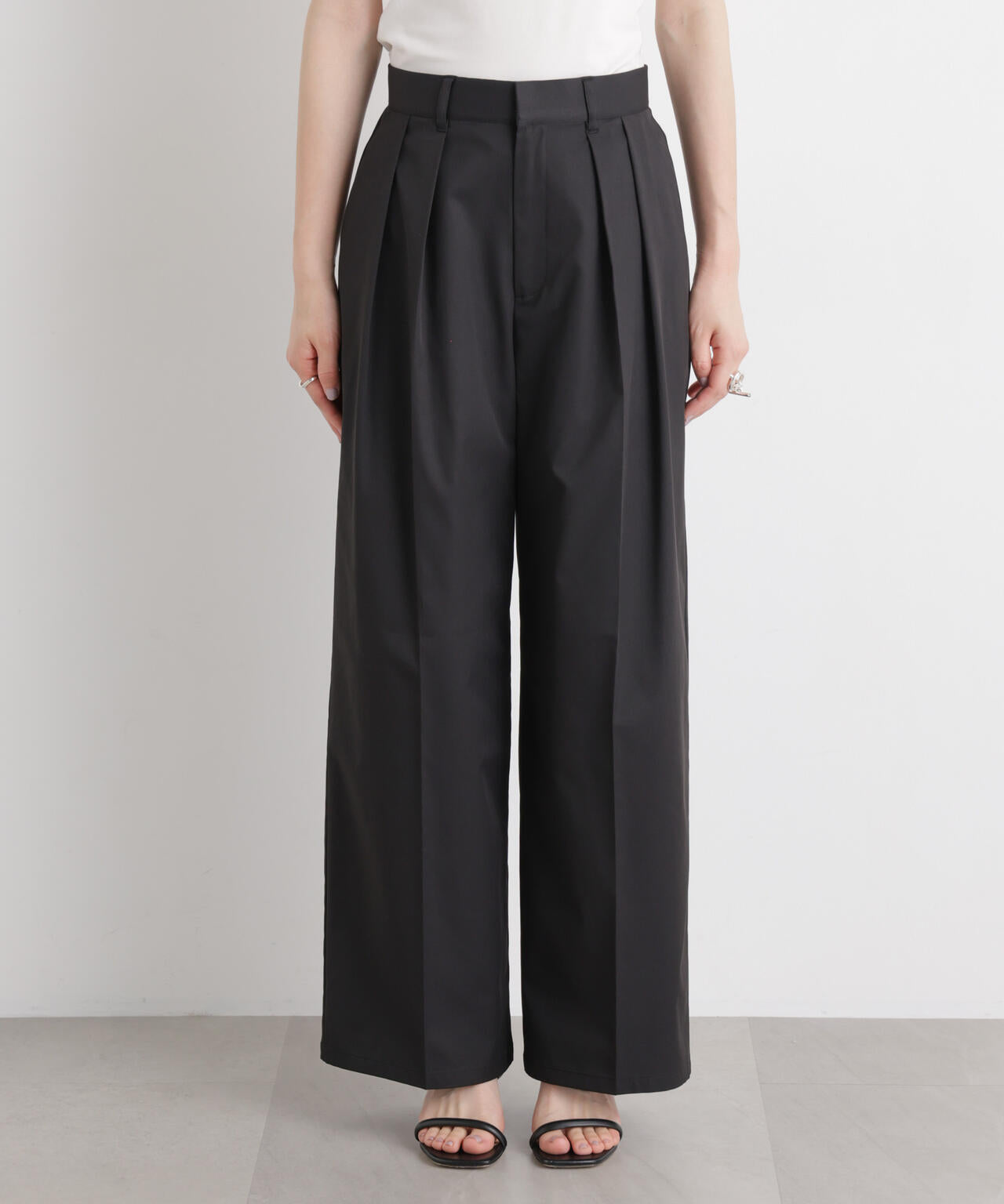 エバークリース加工タックワイドセンタープレスパンツ 6736127324