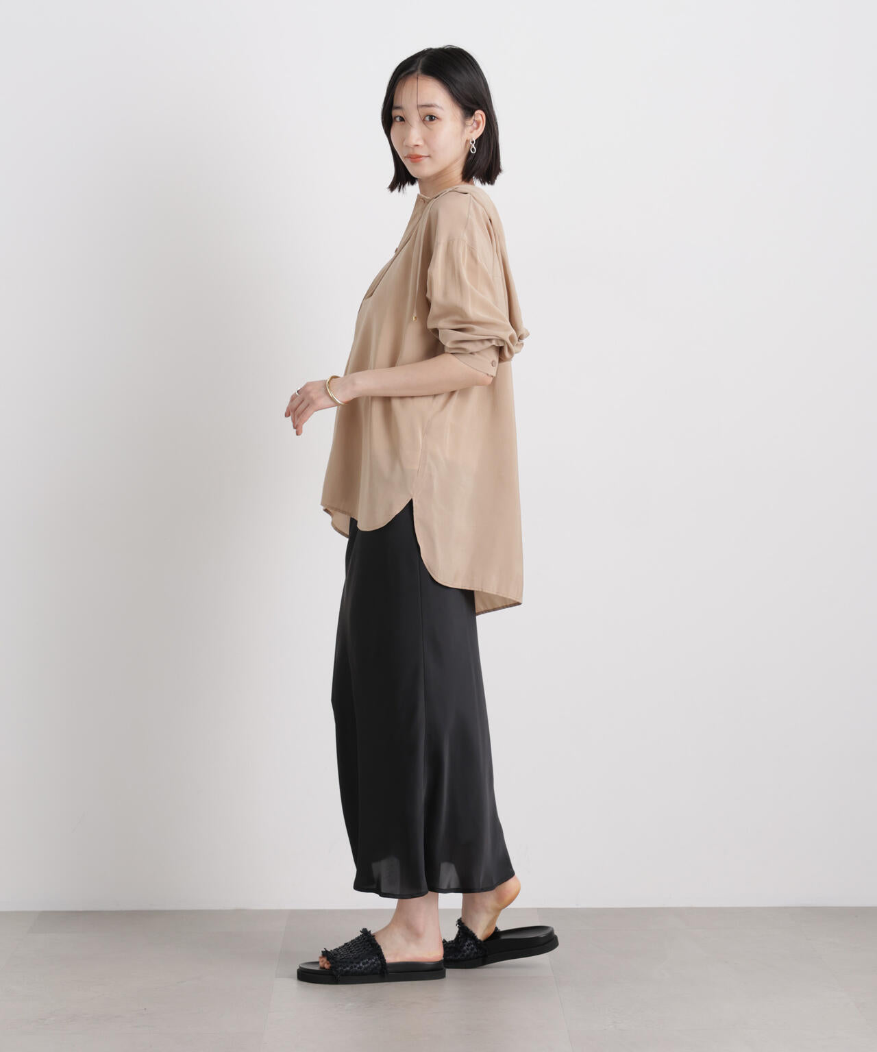 シアーサテンマキシスカート 6736130308