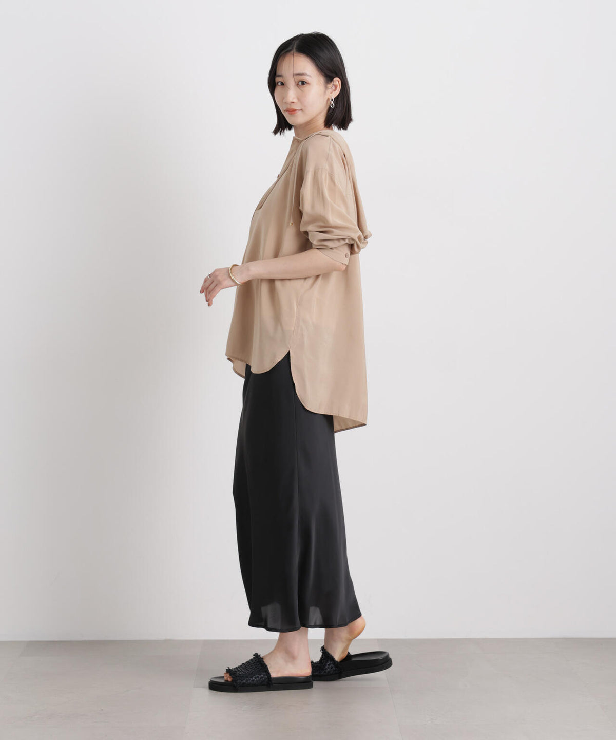 シアーサテンマキシスカート 6736130308