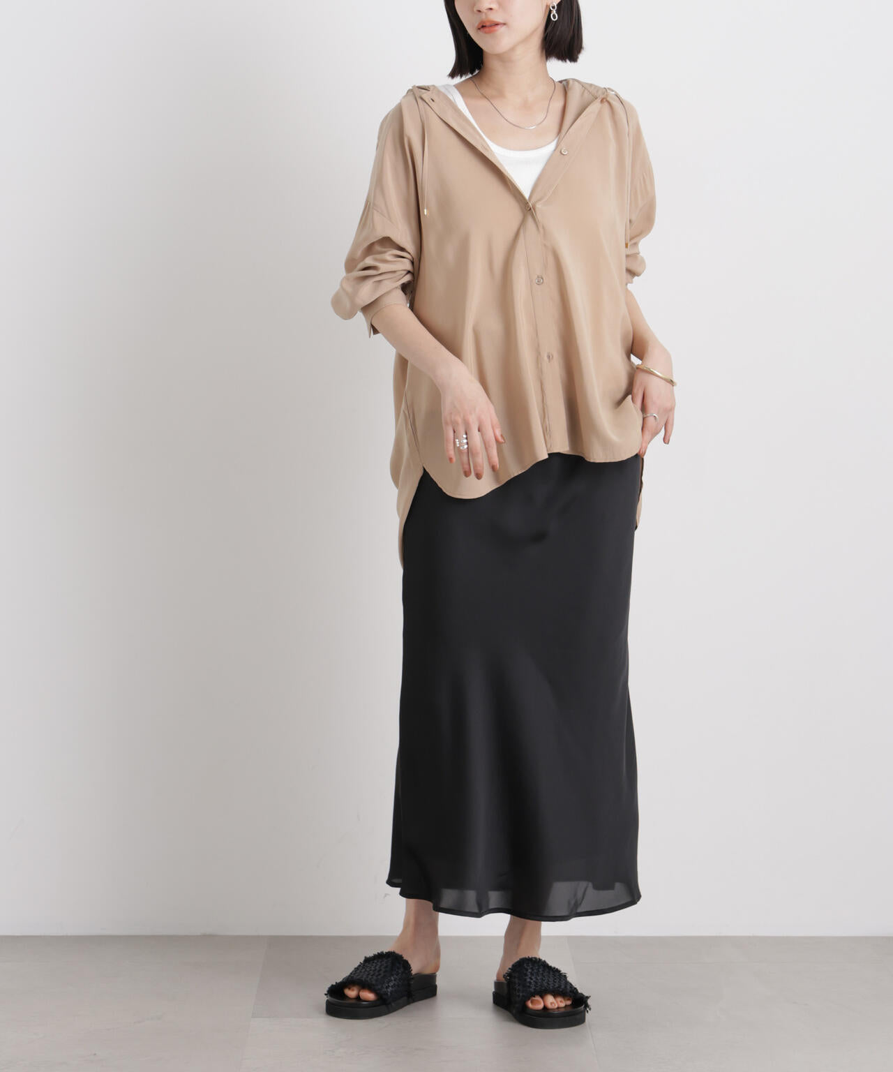 シアーサテンマキシスカート 6736130308