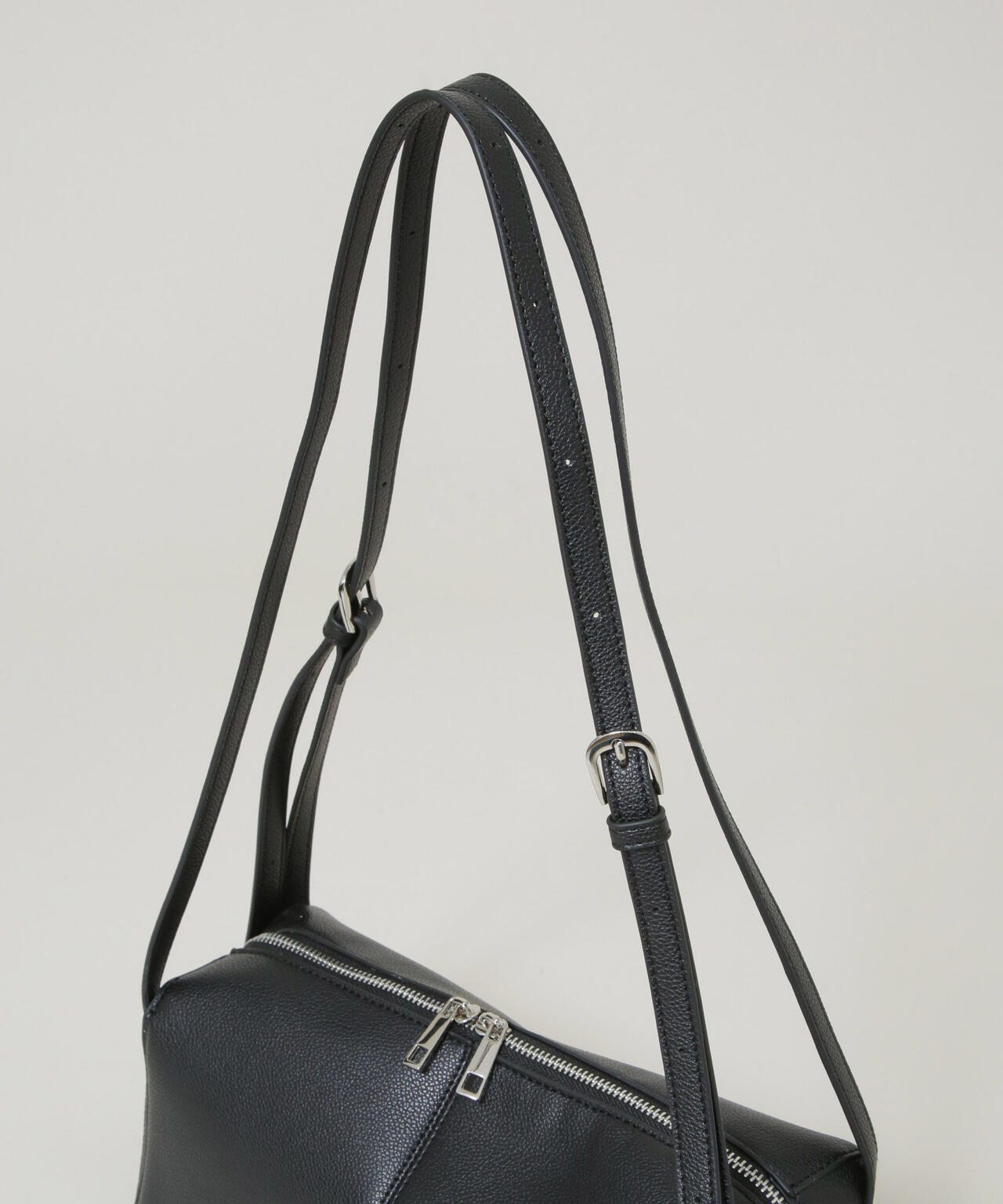 ツーハンドルスクエアショルダー&ボディーバッグ 6736132308