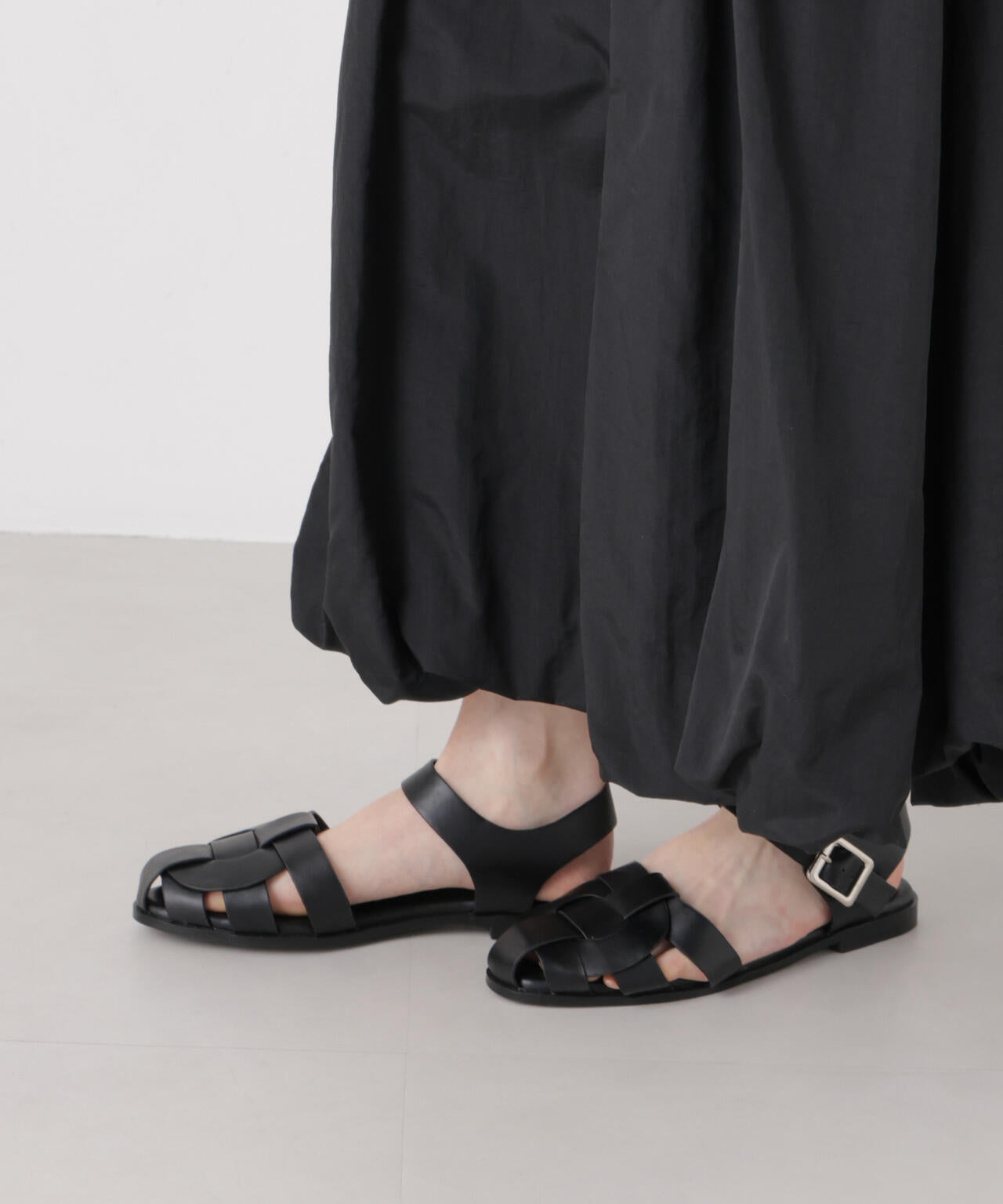 グルカサンダル 6736135300