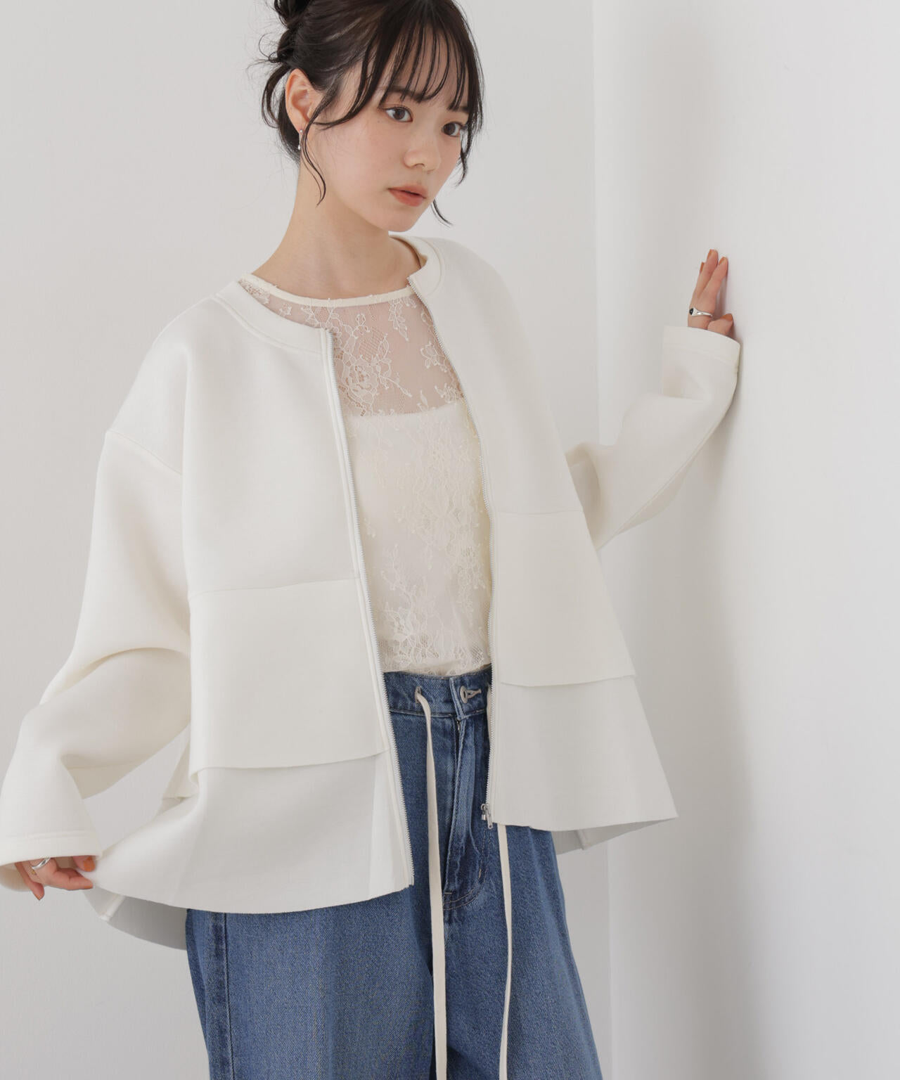 ダンボールカットフリルデザインジップジャケット 6736216303