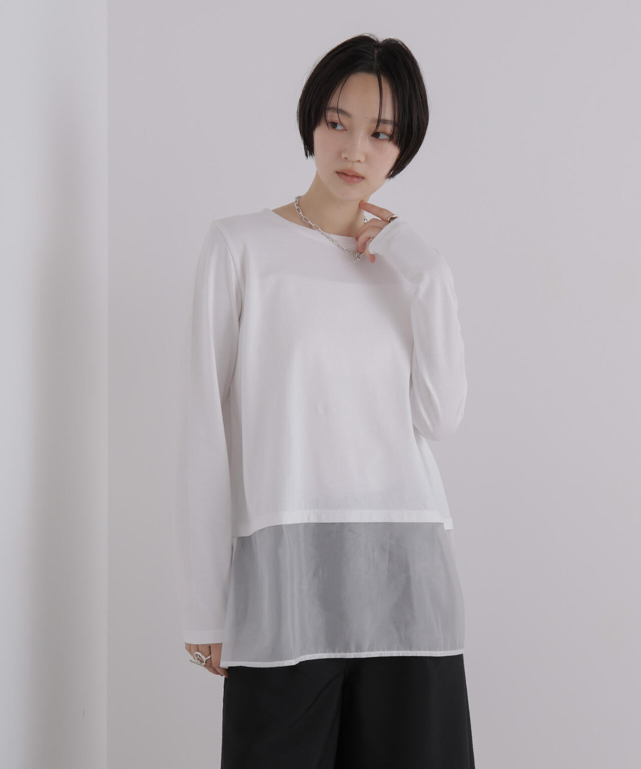 オーガンジーヘム切り替えロングスリーブTシャツ 6736223304