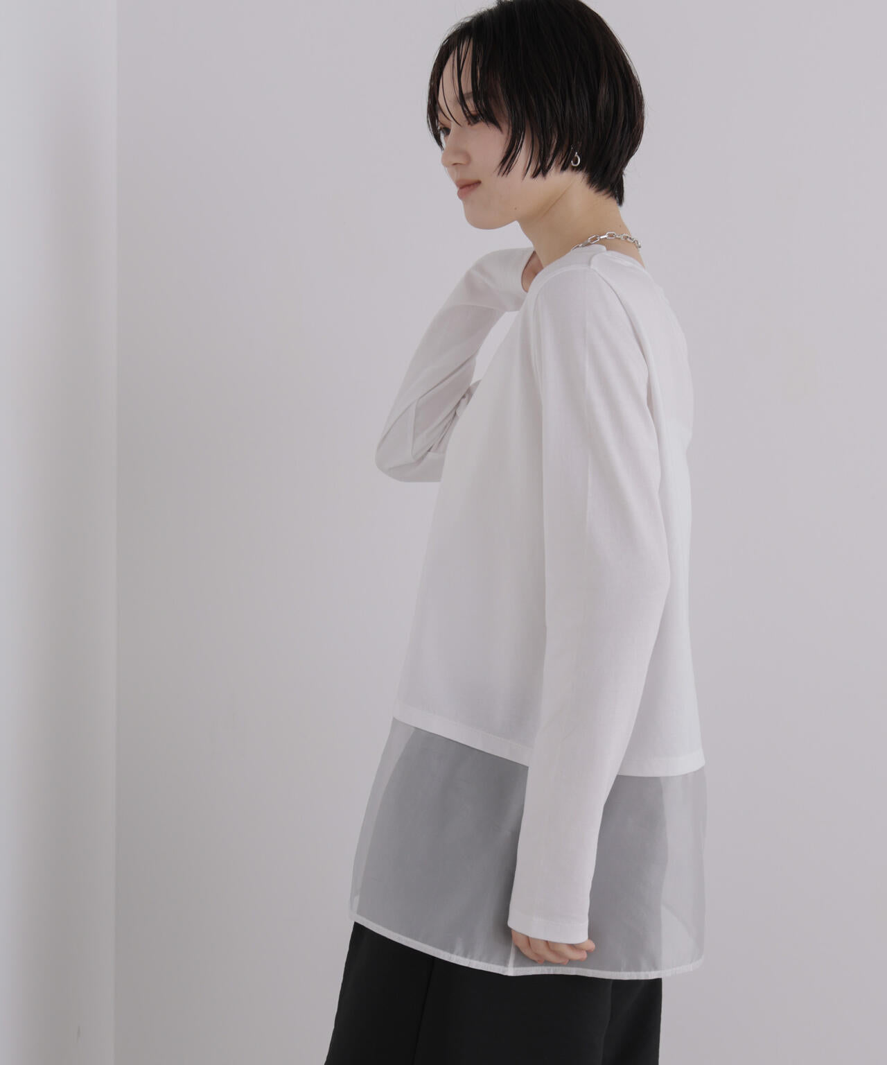 オーガンジーヘム切り替えロングスリーブTシャツ 6736223304
