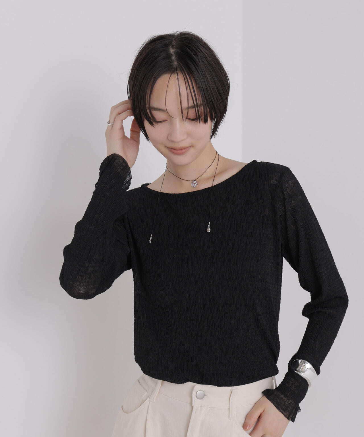 シアープリーツカットロングスリーブトップス 6736223306