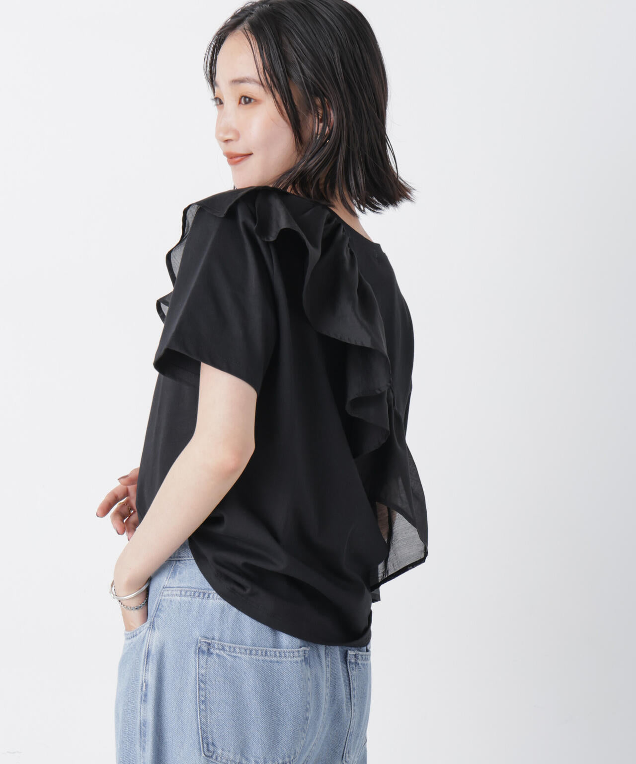 アシンメトリーフリル異素材コンビTシャツ 6736224300
